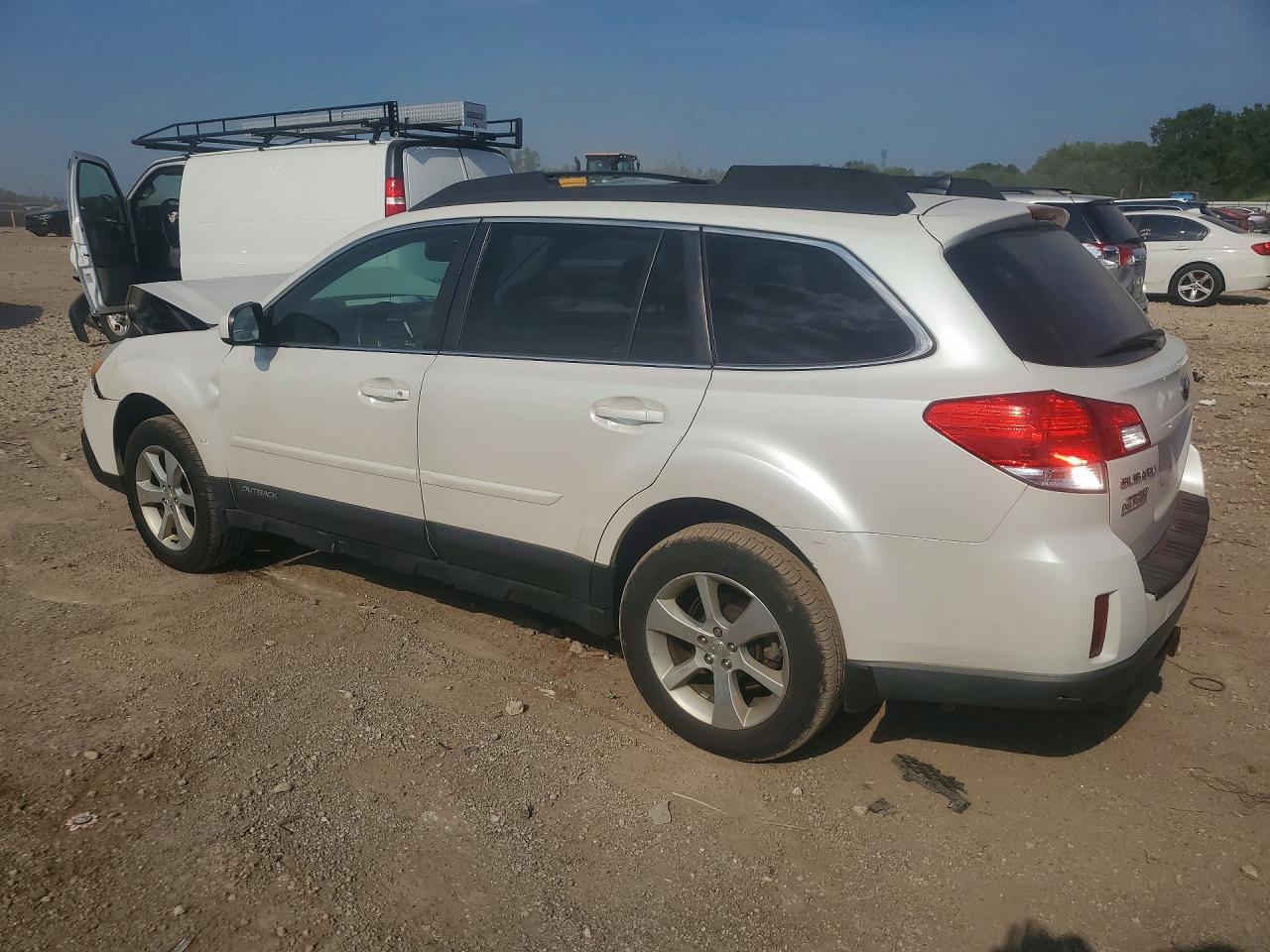 2013 Subaru Outback 2.5i Limited White vin: 4S4BRBPC3D3300433
