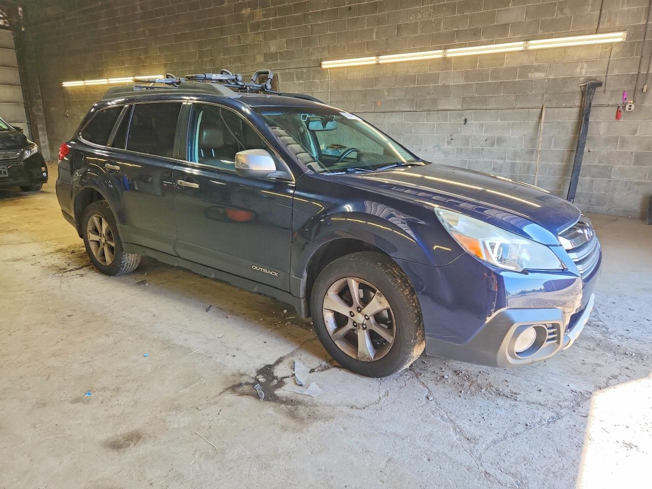 2014 Subaru Outback 2.5i Limited Blue vin: 4S4BRBPC4E3212878