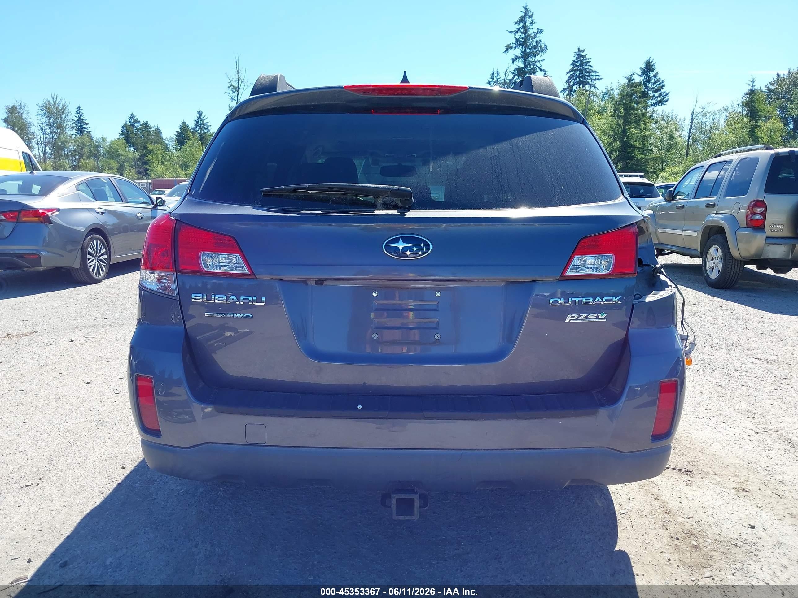 2014 Subaru Outback 2.5i Limited Gray vin: 4S4BRBPC5E3234727