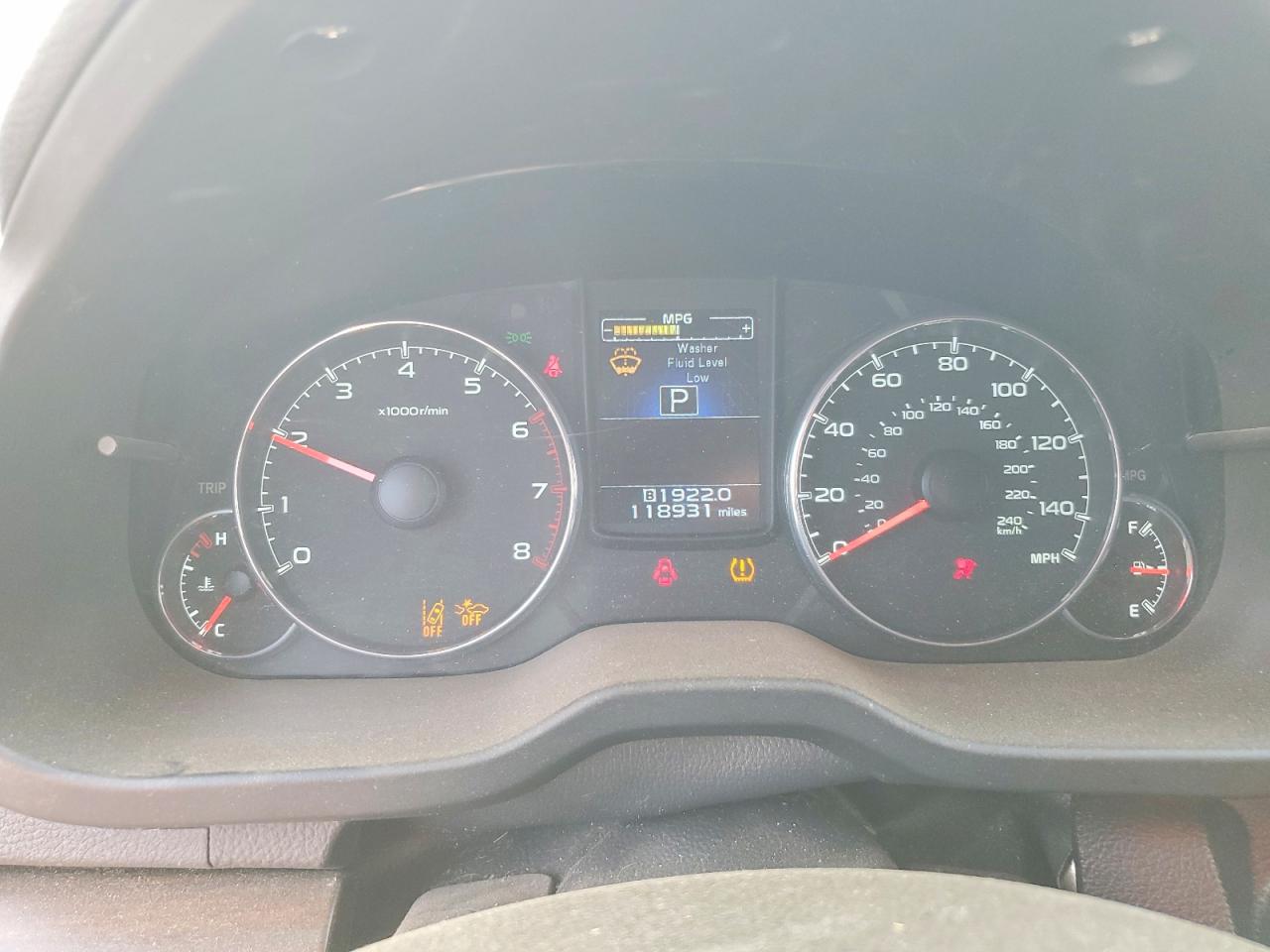 2014 Subaru Outback 2.5i Limited Белый vin: 4S4BRBPC5E3309183