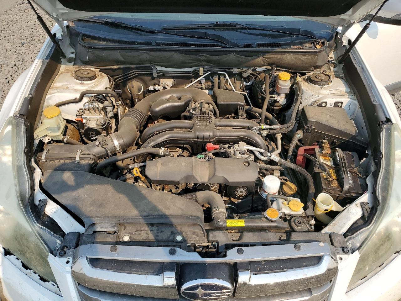 2014 Subaru Outback 2.5i Limited Белый vin: 4S4BRBPC5E3309183