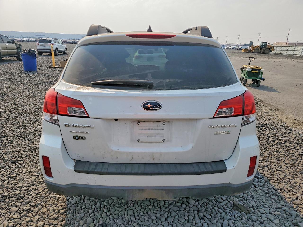 2014 Subaru Outback 2.5i Limited Белый vin: 4S4BRBPC5E3309183