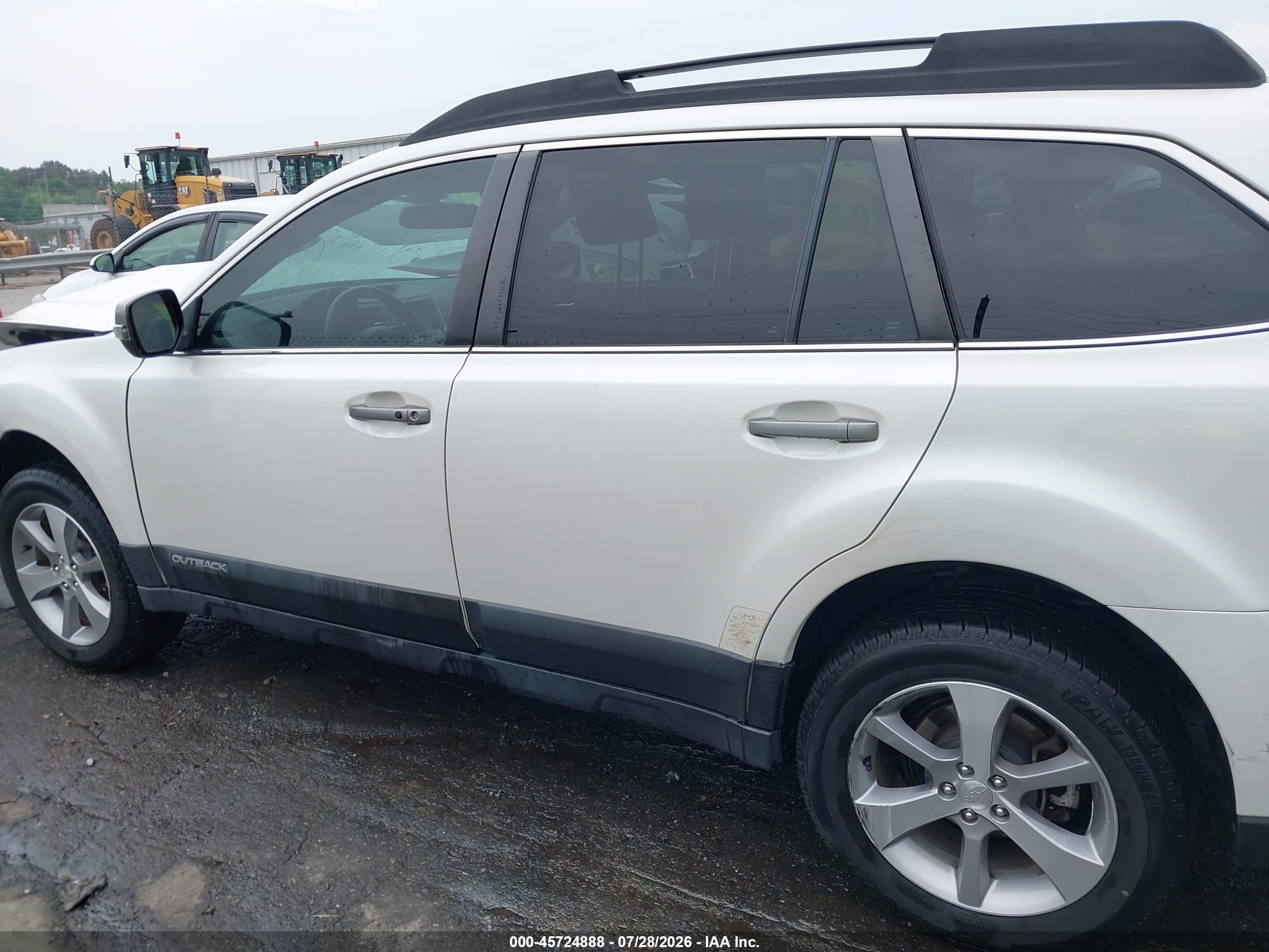 2014 Subaru Outback 2.5i Limited White vin: 4S4BRBPC5E3317381