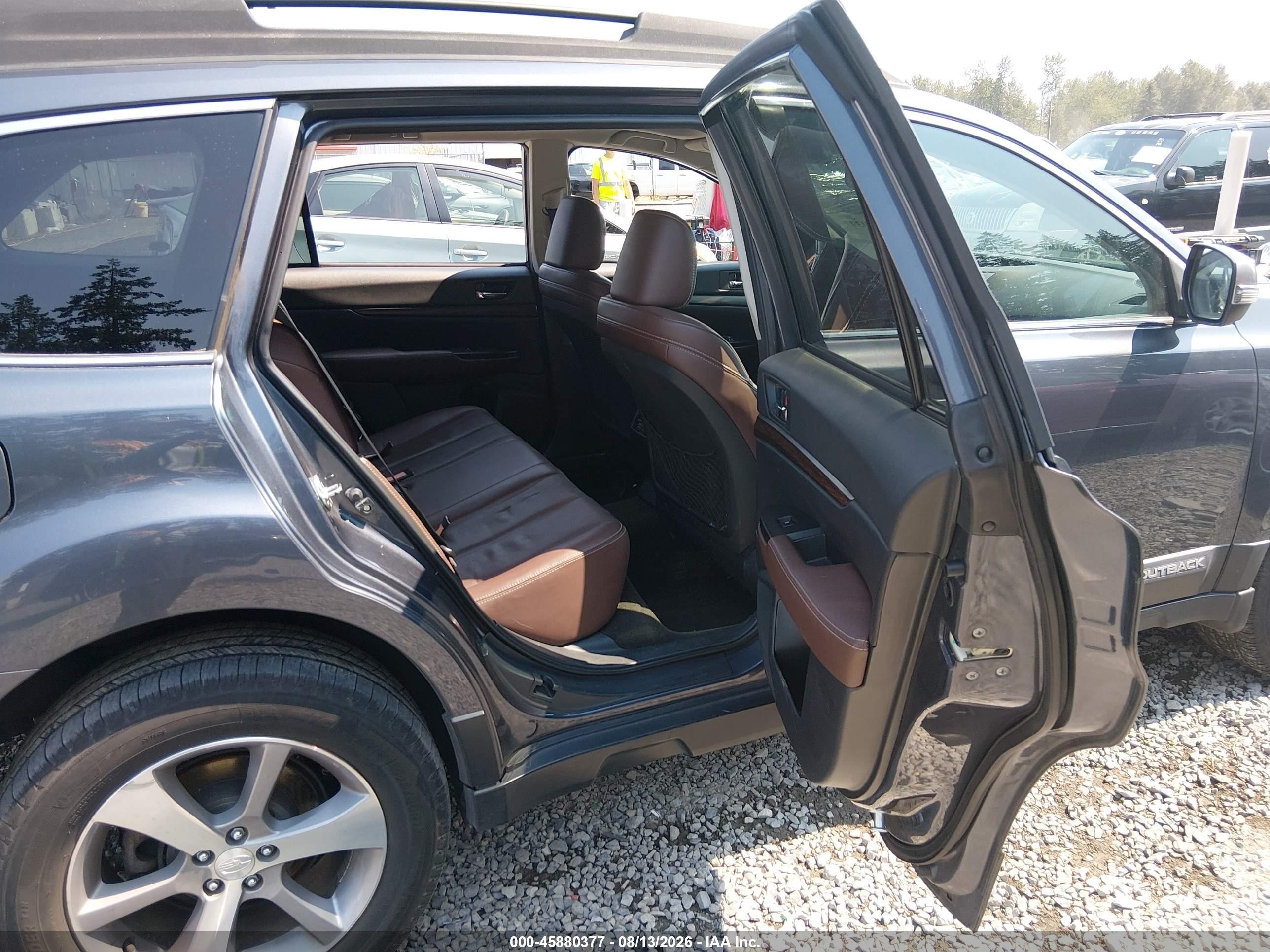 2014 Subaru Outback 2.5i Limited Gray vin: 4S4BRBPC6E3284830