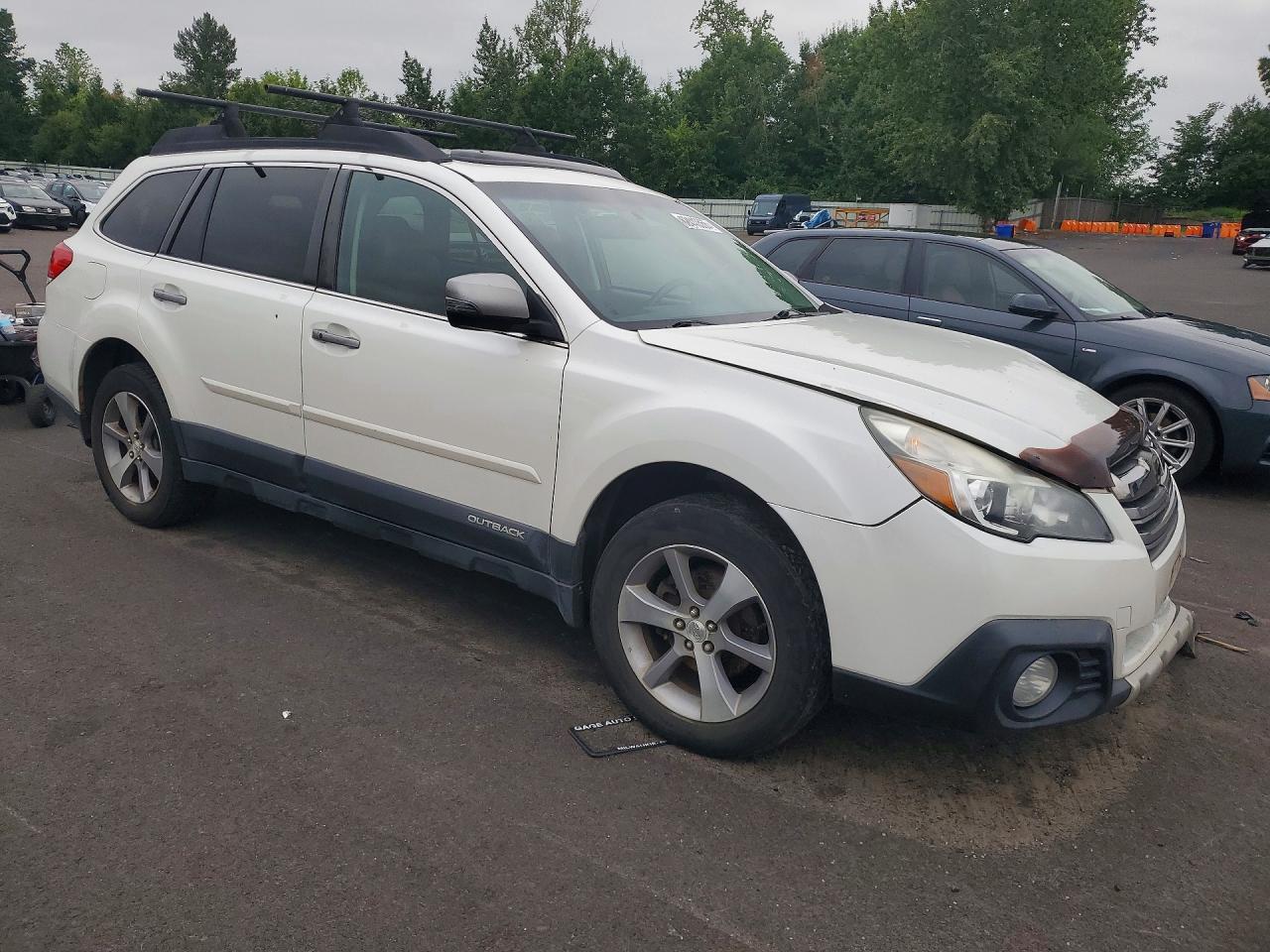2014 Subaru Outback 2.5i Limited White vin: 4S4BRBPC7E3255109