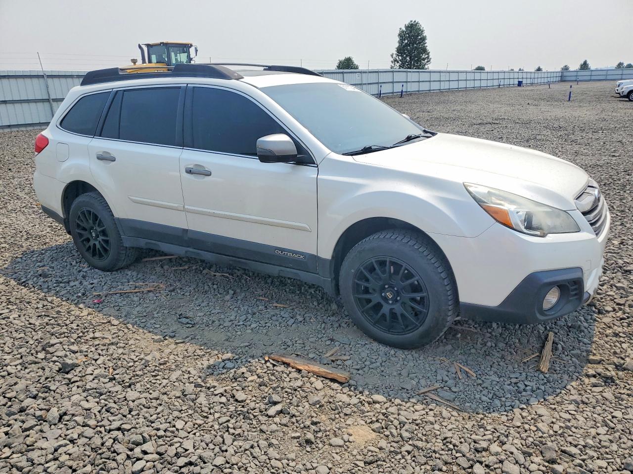 2014 Subaru Outback 2.5i Limited White vin: 4S4BRBPC7E3312330