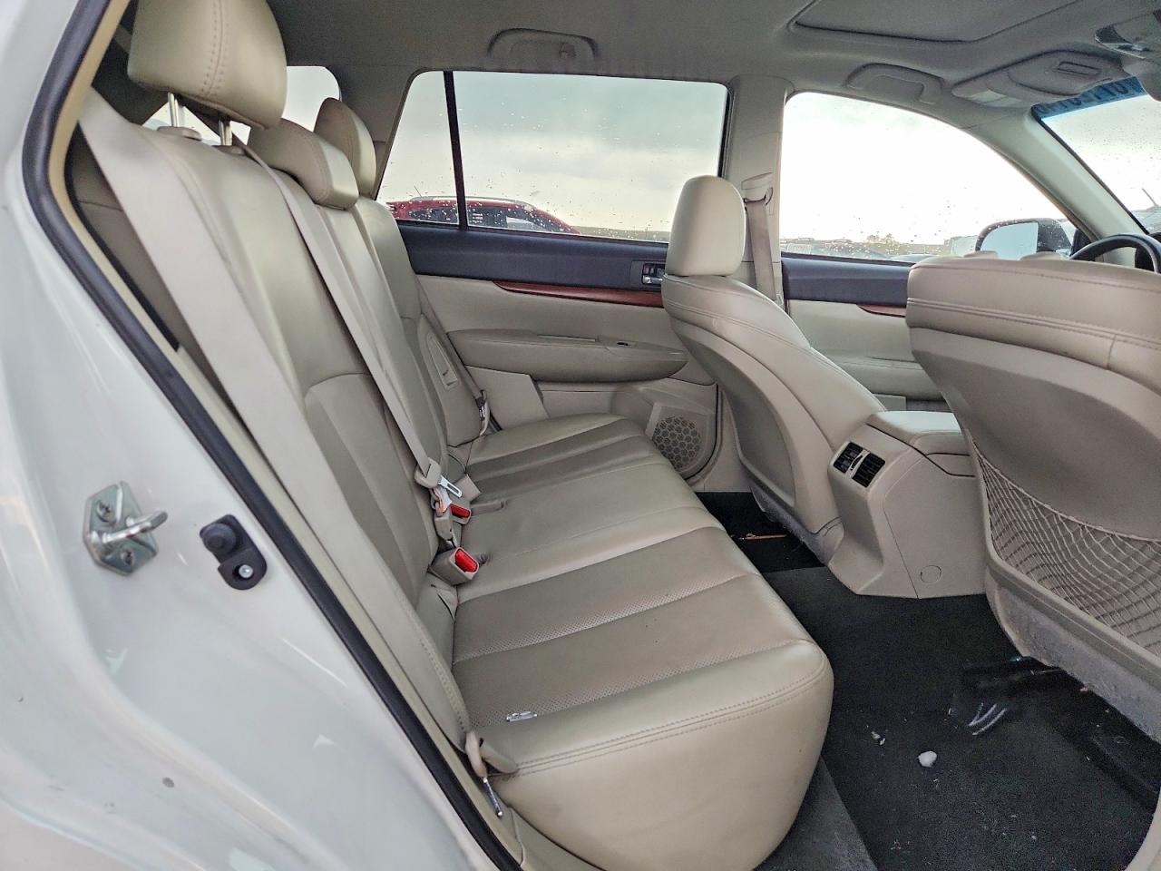 2013 Subaru Outback 2.5i Limited Белый vin: 4S4BRBPC8D3229519