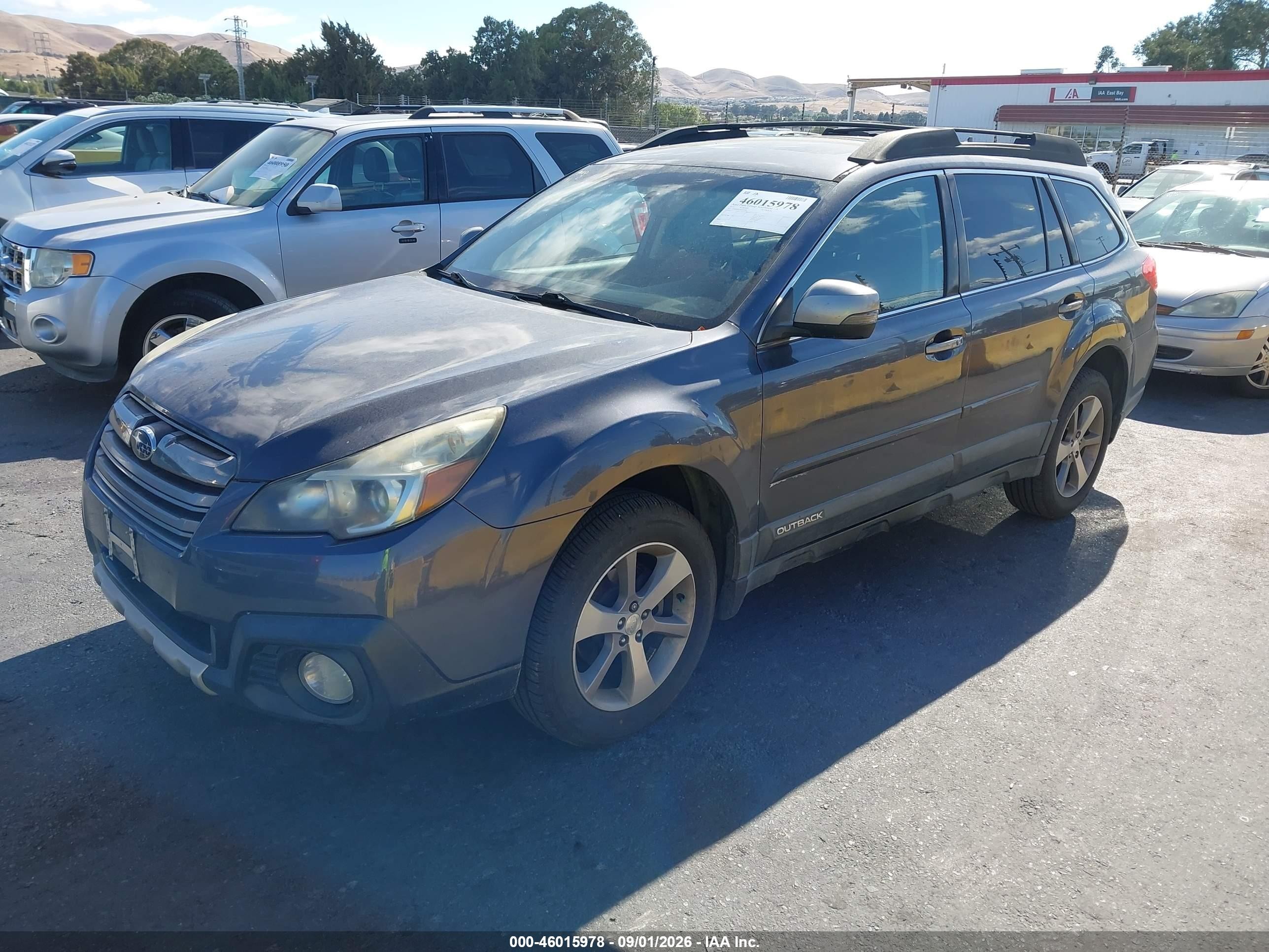 2014 Subaru Outback 2.5i Limited Gray vin: 4S4BRBPC8E3271934