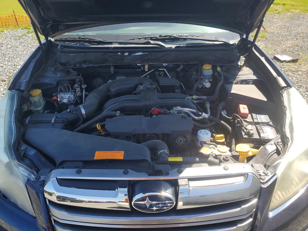 2014 Subaru Outback 2.5i Limited Blue vin: 4S4BRBPC8E3285459