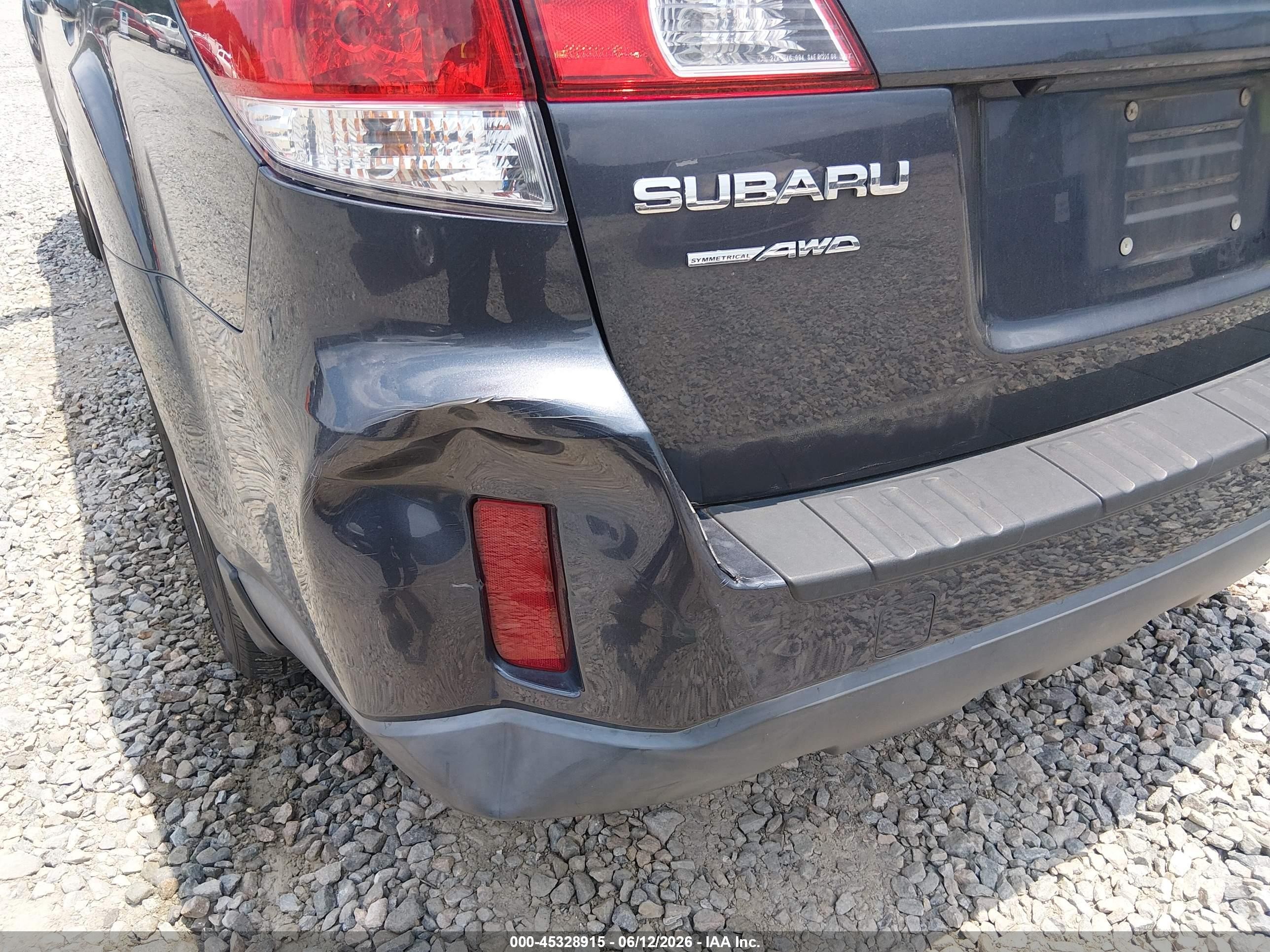 2013 Subaru Outback 2.5i Limited Blue vin: 4S4BRBPCXD3323322