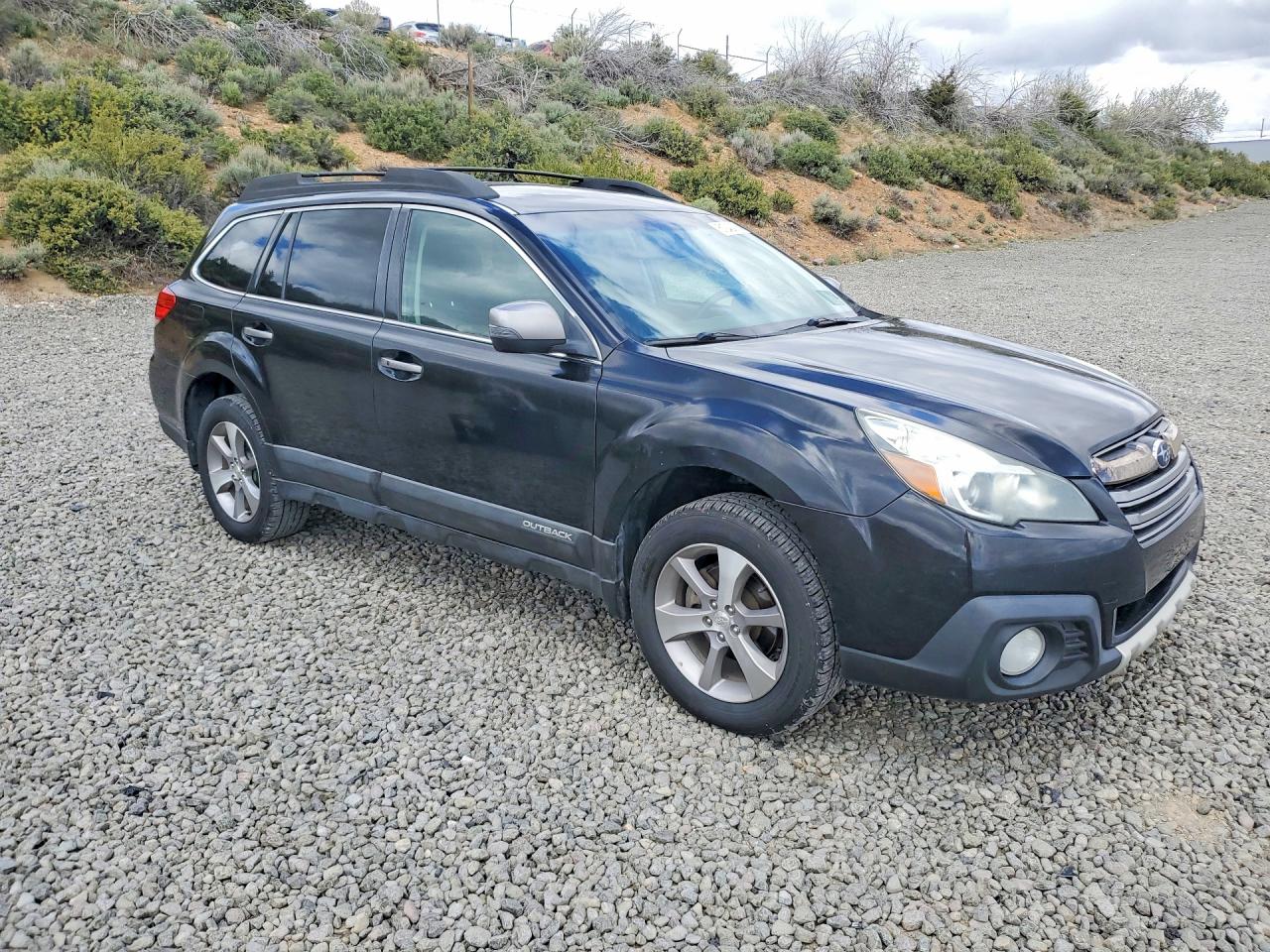 2013 Subaru Outback 2.5i Limited Black vin: 4S4BRBSC3D3290235