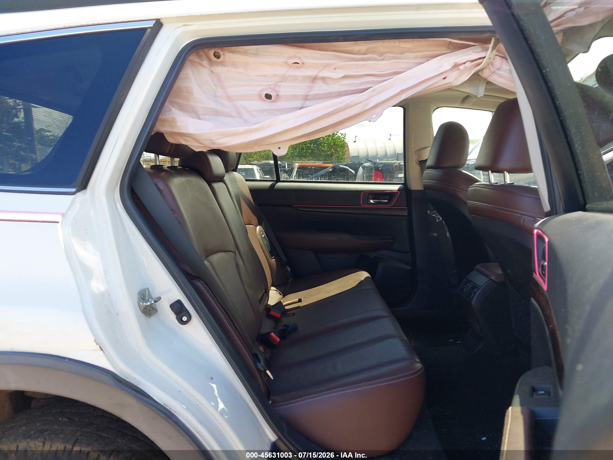 2013 Subaru Outback 2.5i Limited Белый vin: 4S4BRBSC4D3230660
