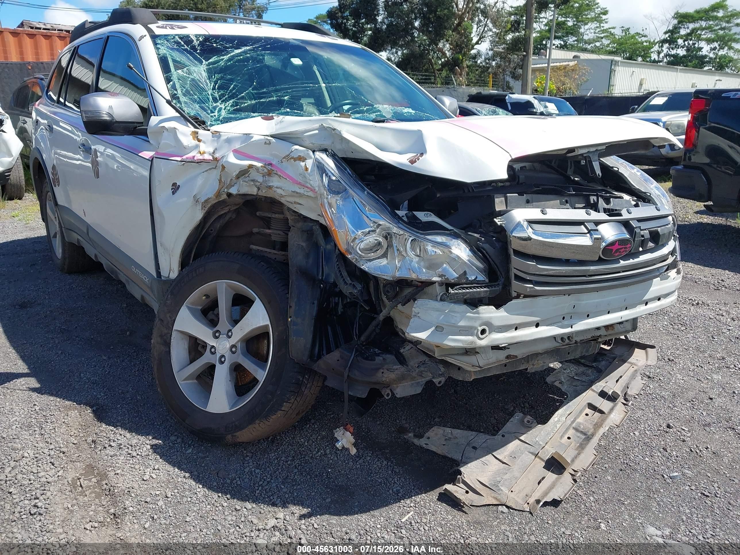 2013 Subaru Outback 2.5i Limited Белый vin: 4S4BRBSC4D3230660