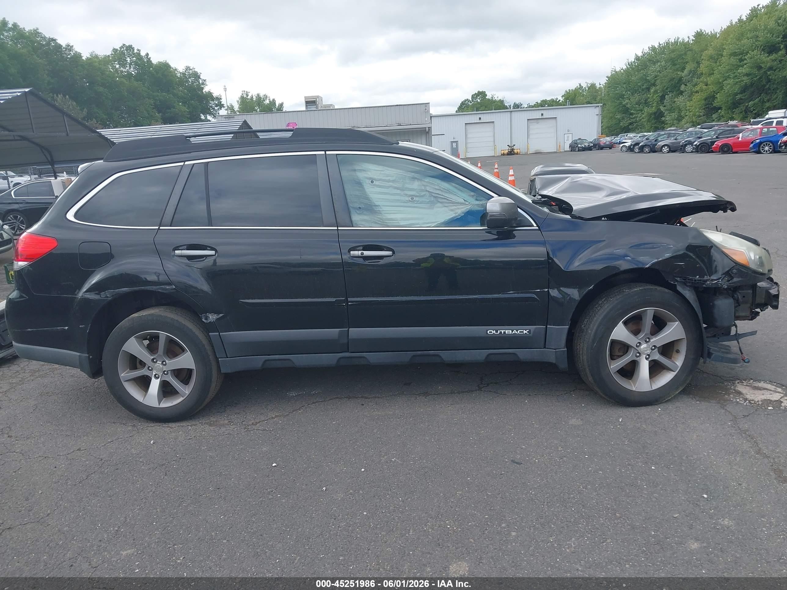 2013 Subaru Outback 2.5i Limited Black vin: 4S4BRBSC6D3299396