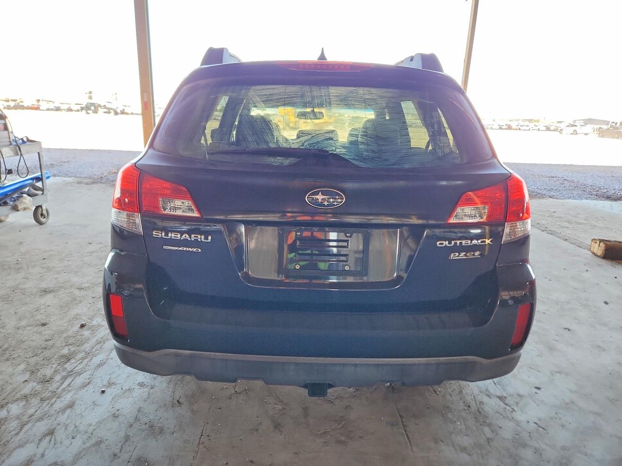 2013 Subaru Outback 2.5i Limited Black vin: 4S4BRBSC7D3218874
