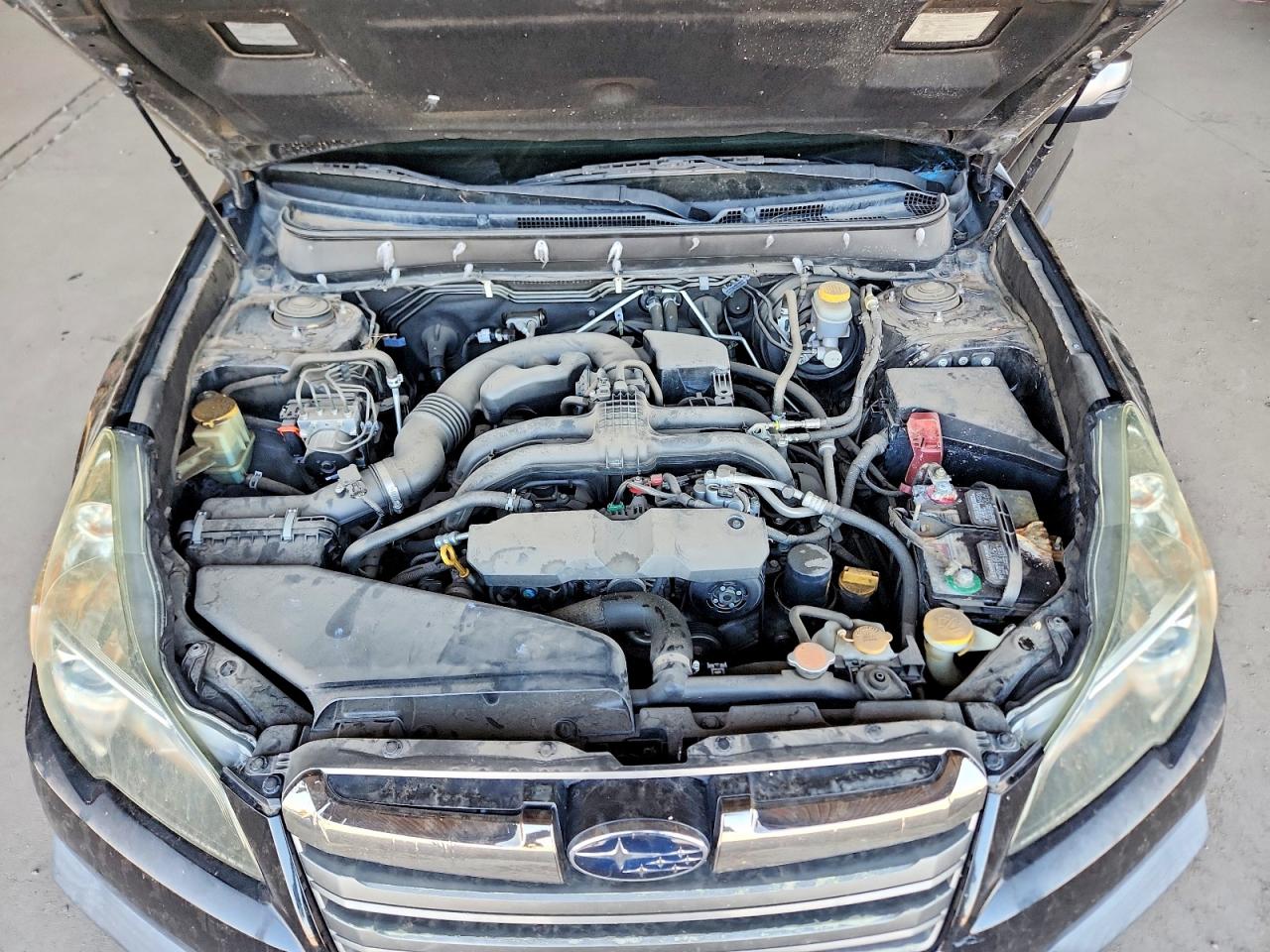2013 Subaru Outback 2.5i Limited Black vin: 4S4BRBSC7D3218874