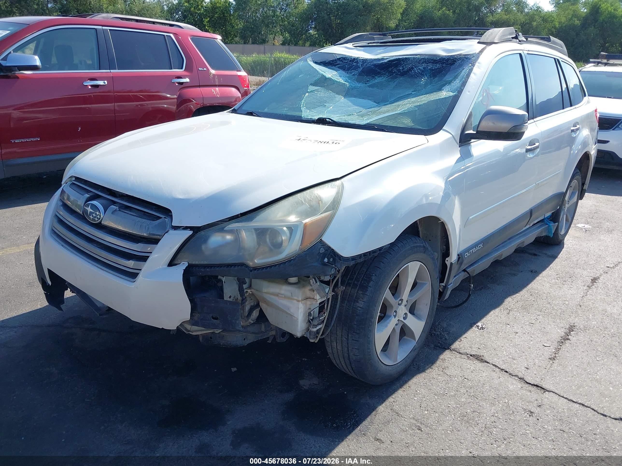 2013 Subaru Outback 2.5i Limited White vin: 4S4BRBSC8D3243749