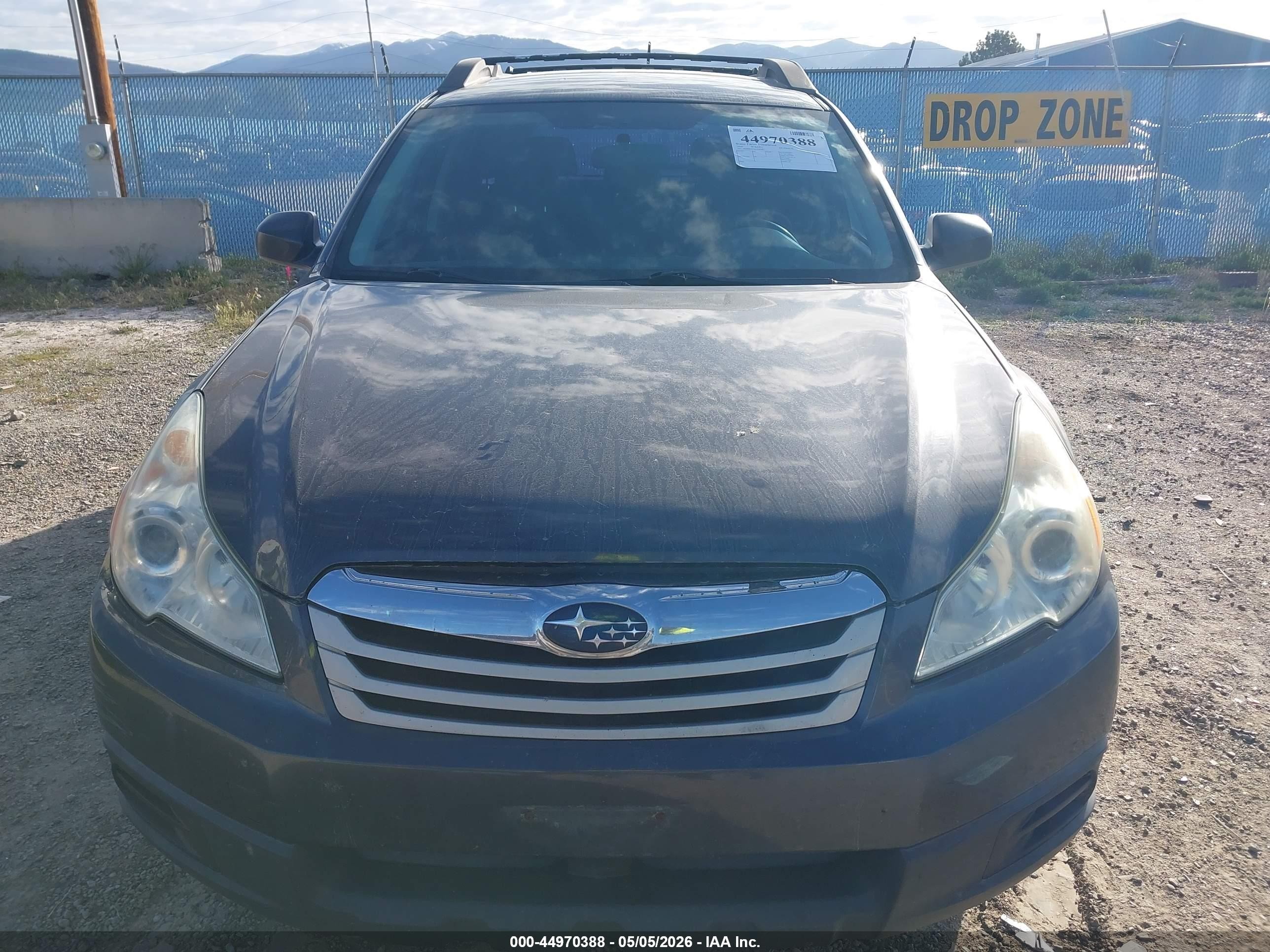2010 Subaru Outback 2.5i Gray vin: 4S4BRCAC0A3366187