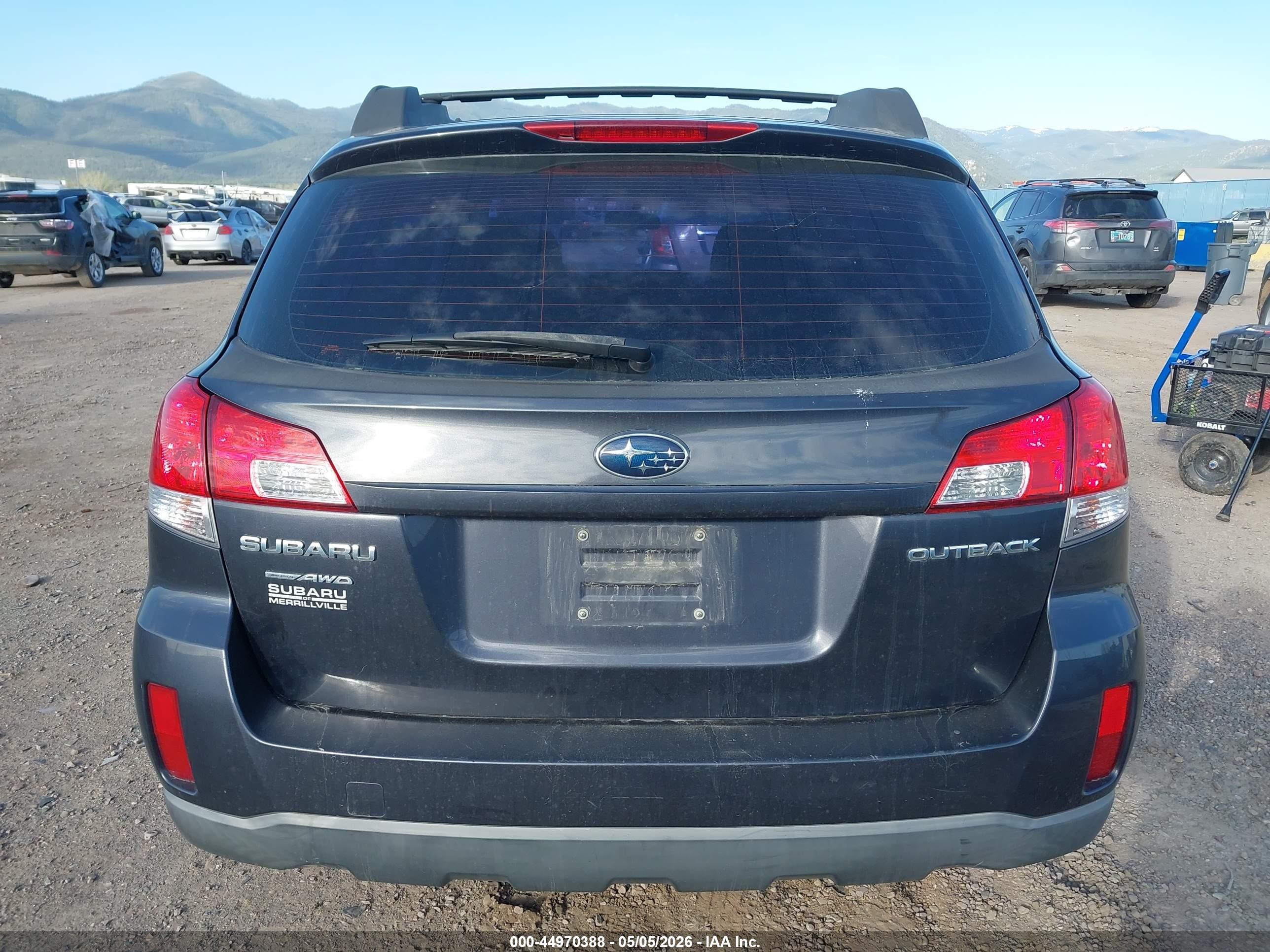 2010 Subaru Outback 2.5i Gray vin: 4S4BRCAC0A3366187