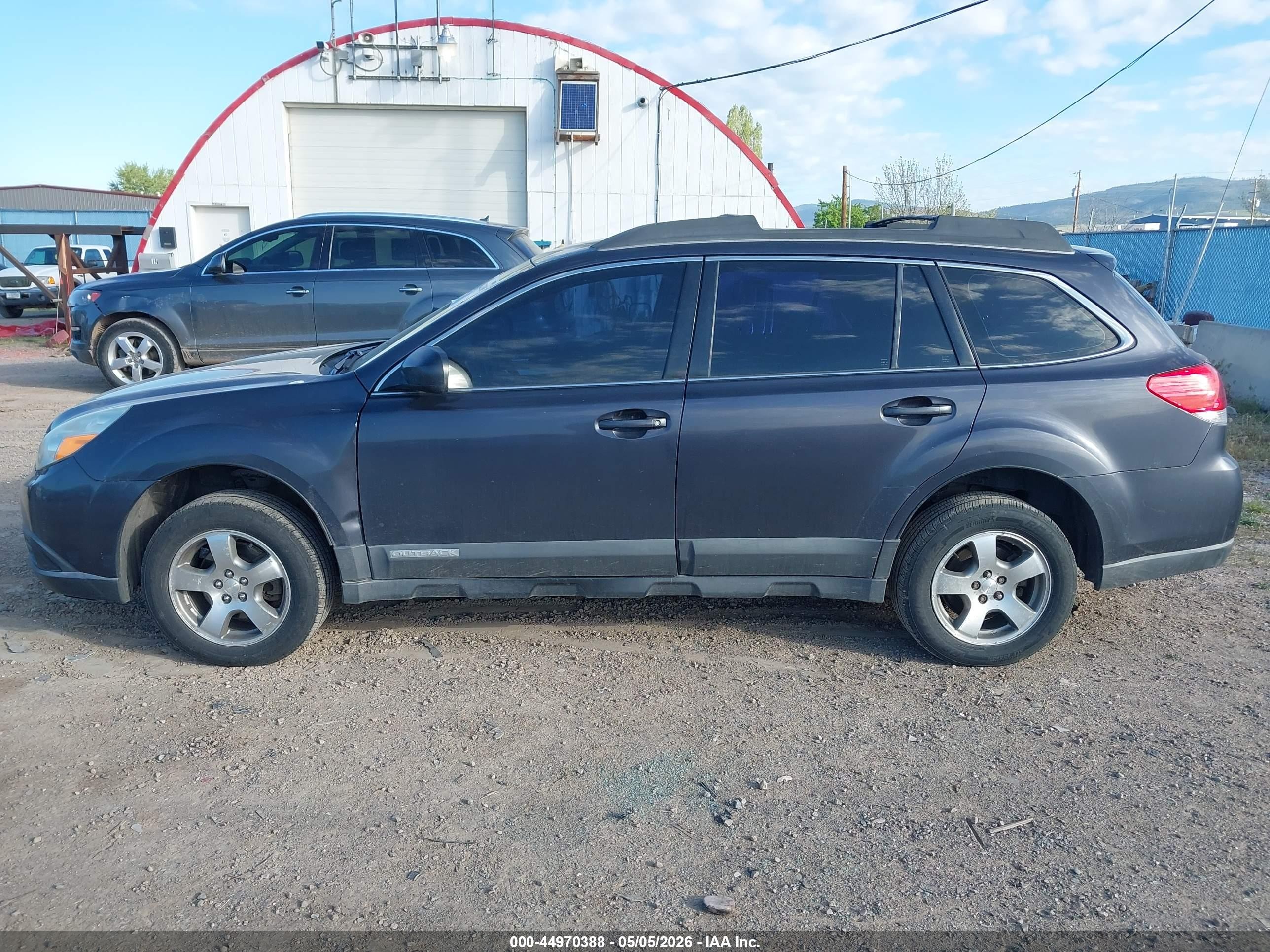 2010 Subaru Outback 2.5i Gray vin: 4S4BRCAC0A3366187