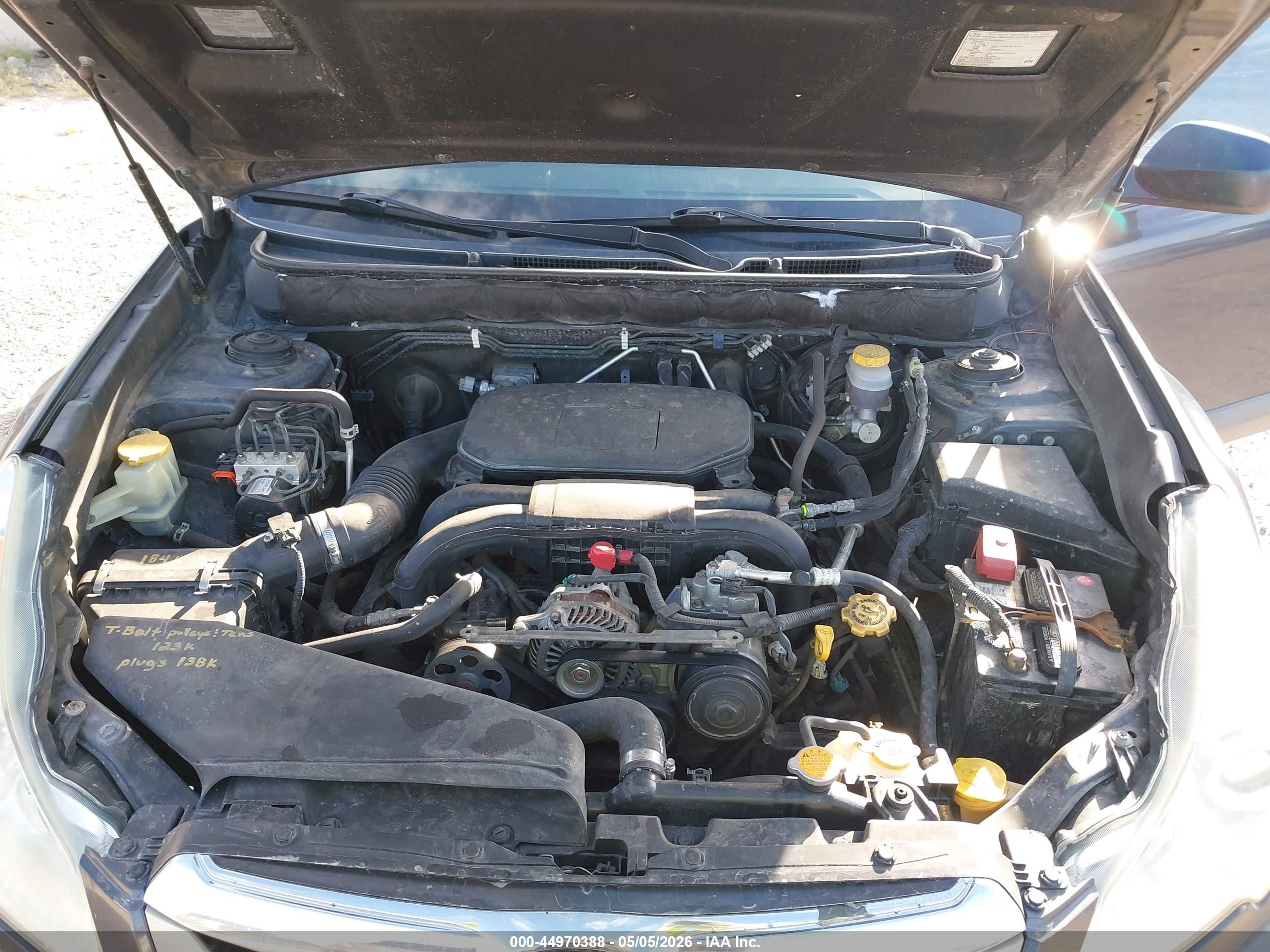 2010 Subaru Outback 2.5i Gray vin: 4S4BRCAC0A3366187