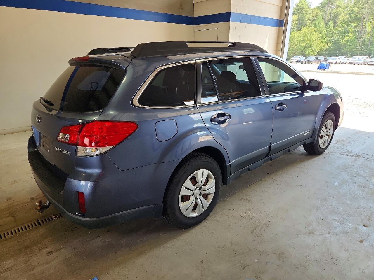 2013 Subaru Outback 2.5i Blue vin: 4S4BRCAC0D3261251