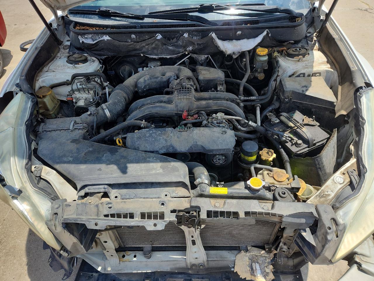 2013 Subaru Outback 2.5i White vin: 4S4BRCAC1D3231868