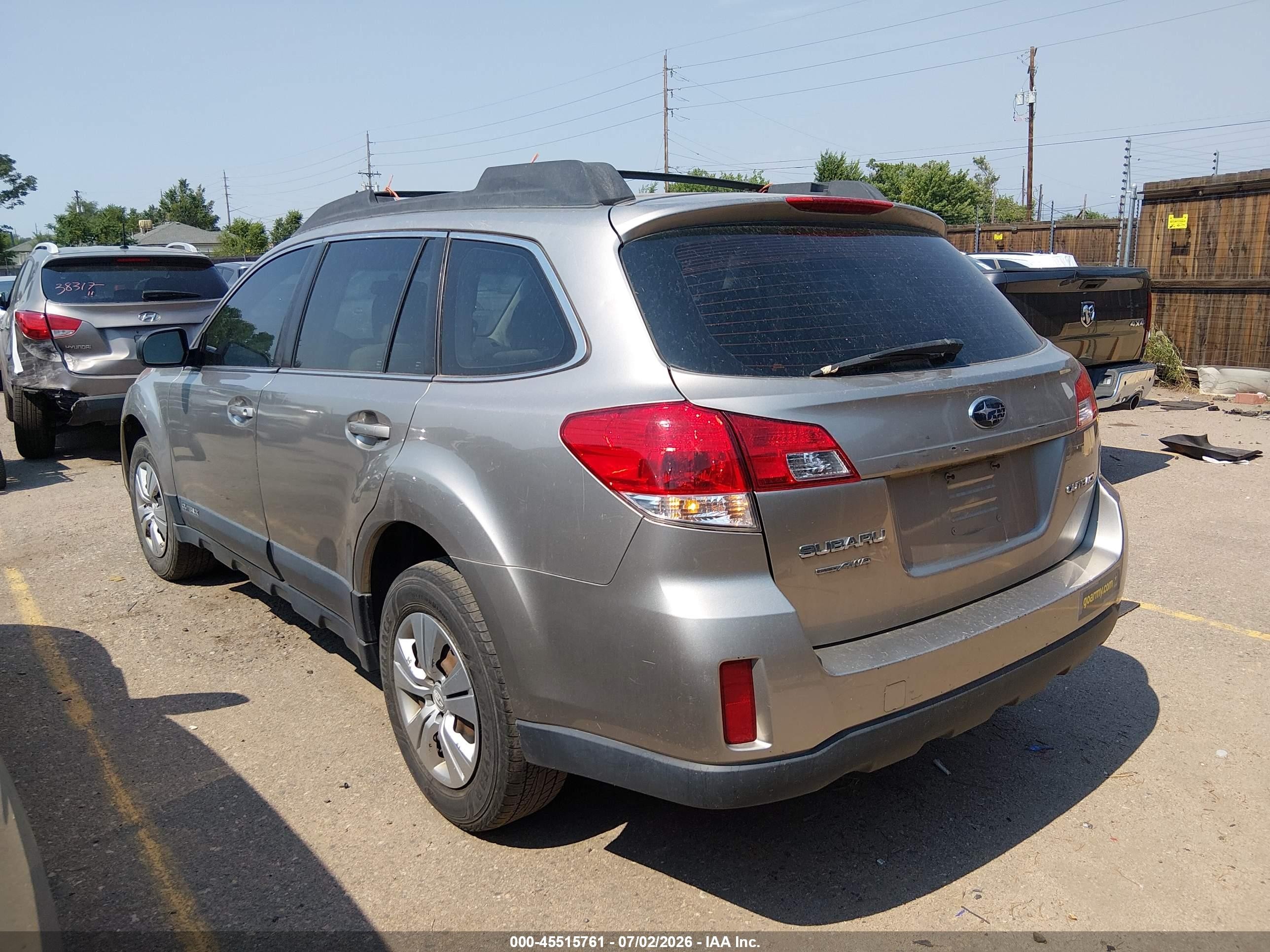 2014 Subaru Outback 2.5i Gray vin: 4S4BRCAC1E1303360