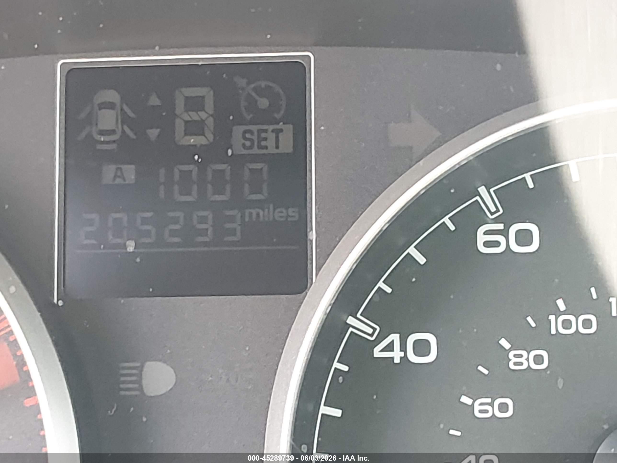2014 Subaru Outback 2.5i Silver vin: 4S4BRCAC1E3306635