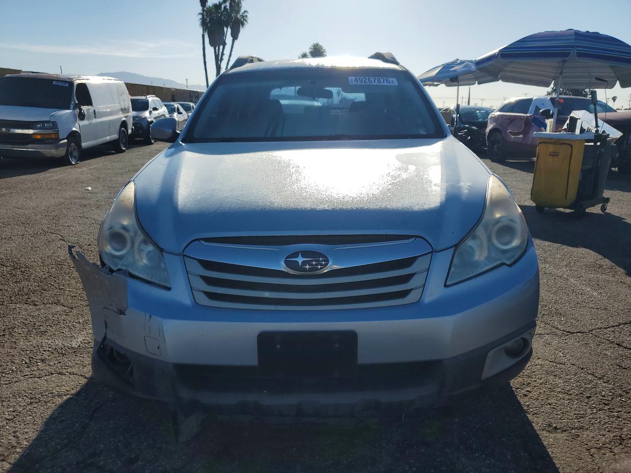 2012 Subaru Outback 2.5i Silver vin: 4S4BRCAC2C3274002