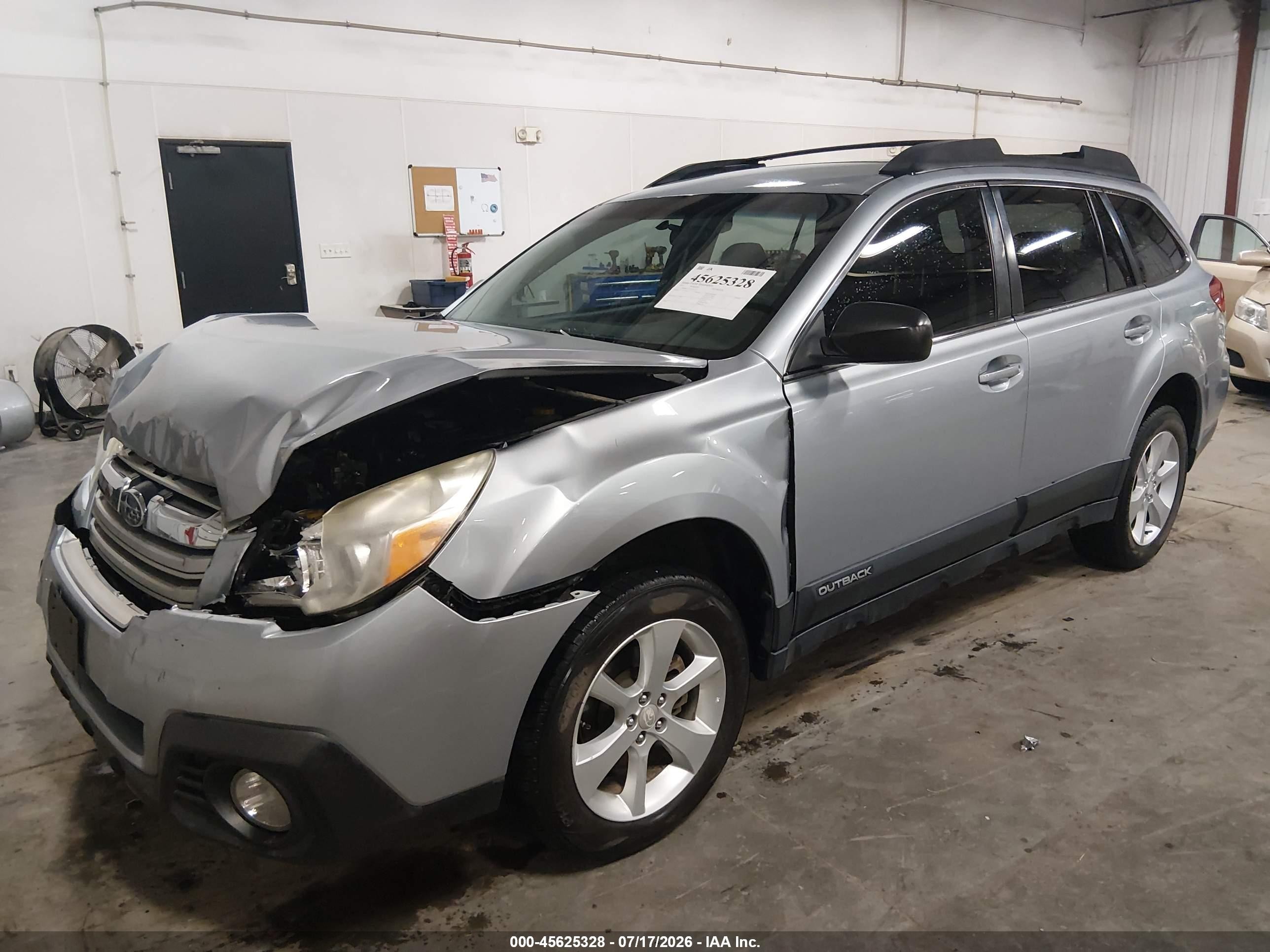 2014 Subaru Outback 2.5i Gray vin: 4S4BRCAC2E3262385