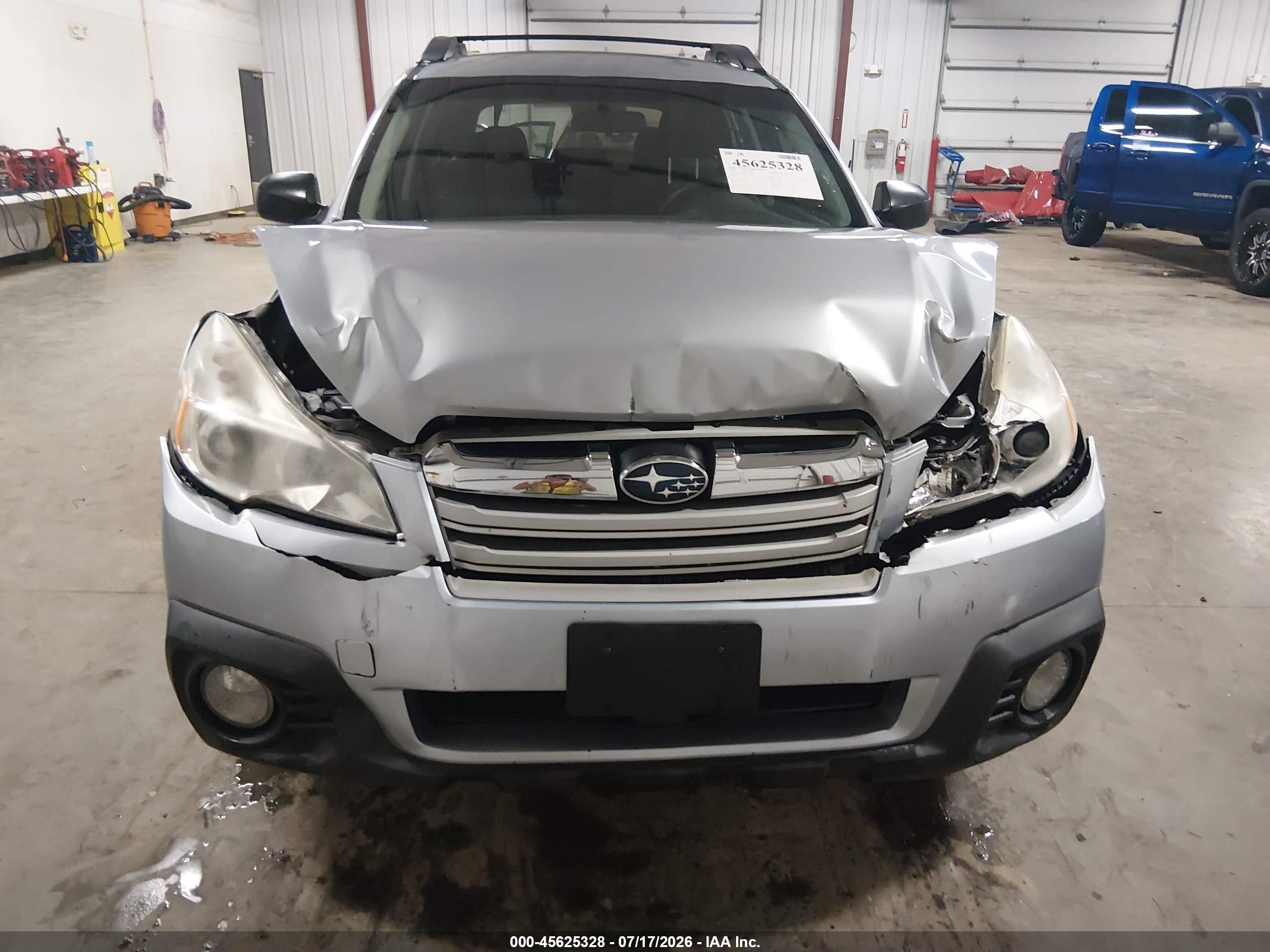 2014 Subaru Outback 2.5i Gray vin: 4S4BRCAC2E3262385