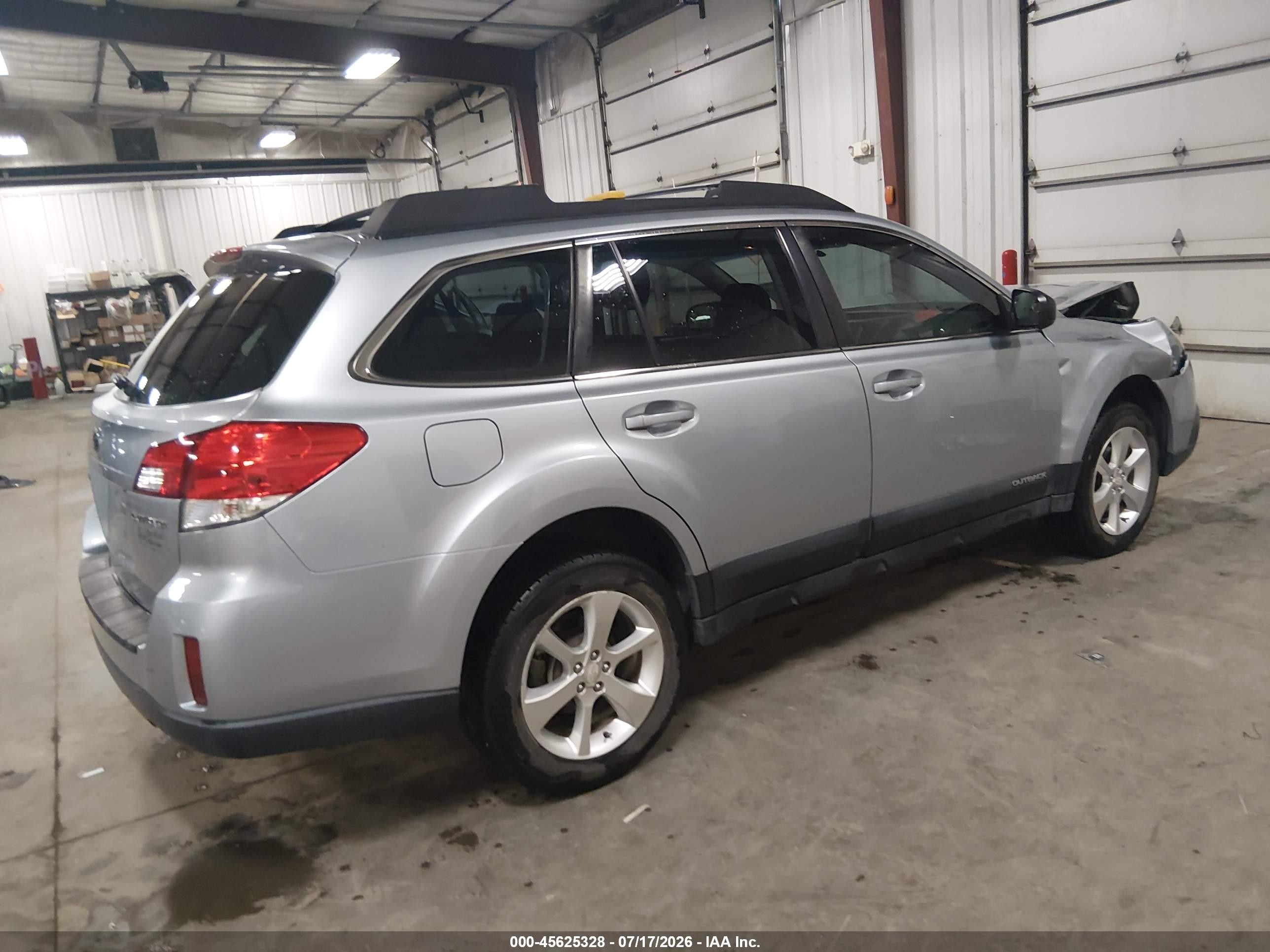2014 Subaru Outback 2.5i Gray vin: 4S4BRCAC2E3262385