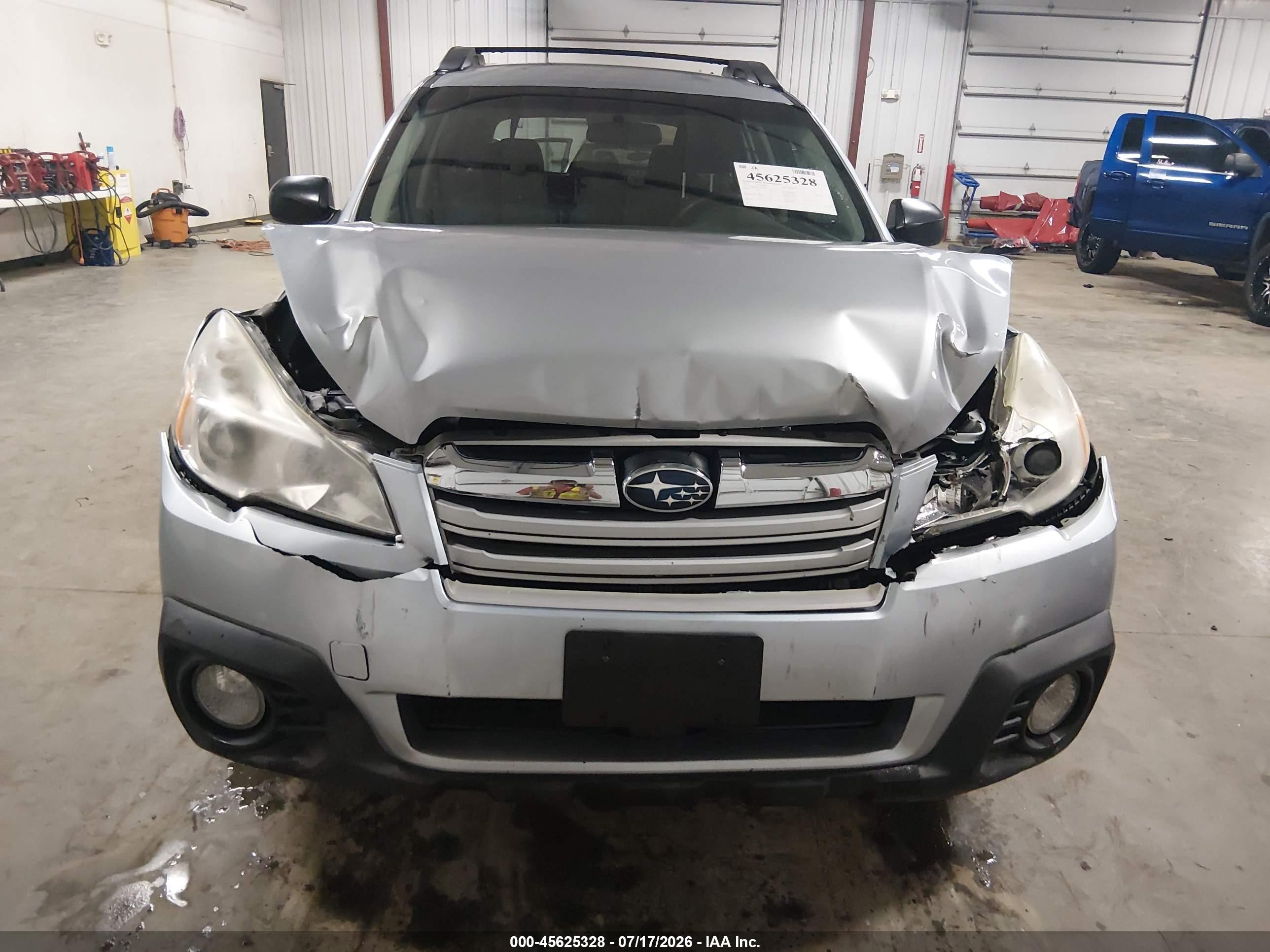 2014 Subaru Outback 2.5i Gray vin: 4S4BRCAC2E3262385