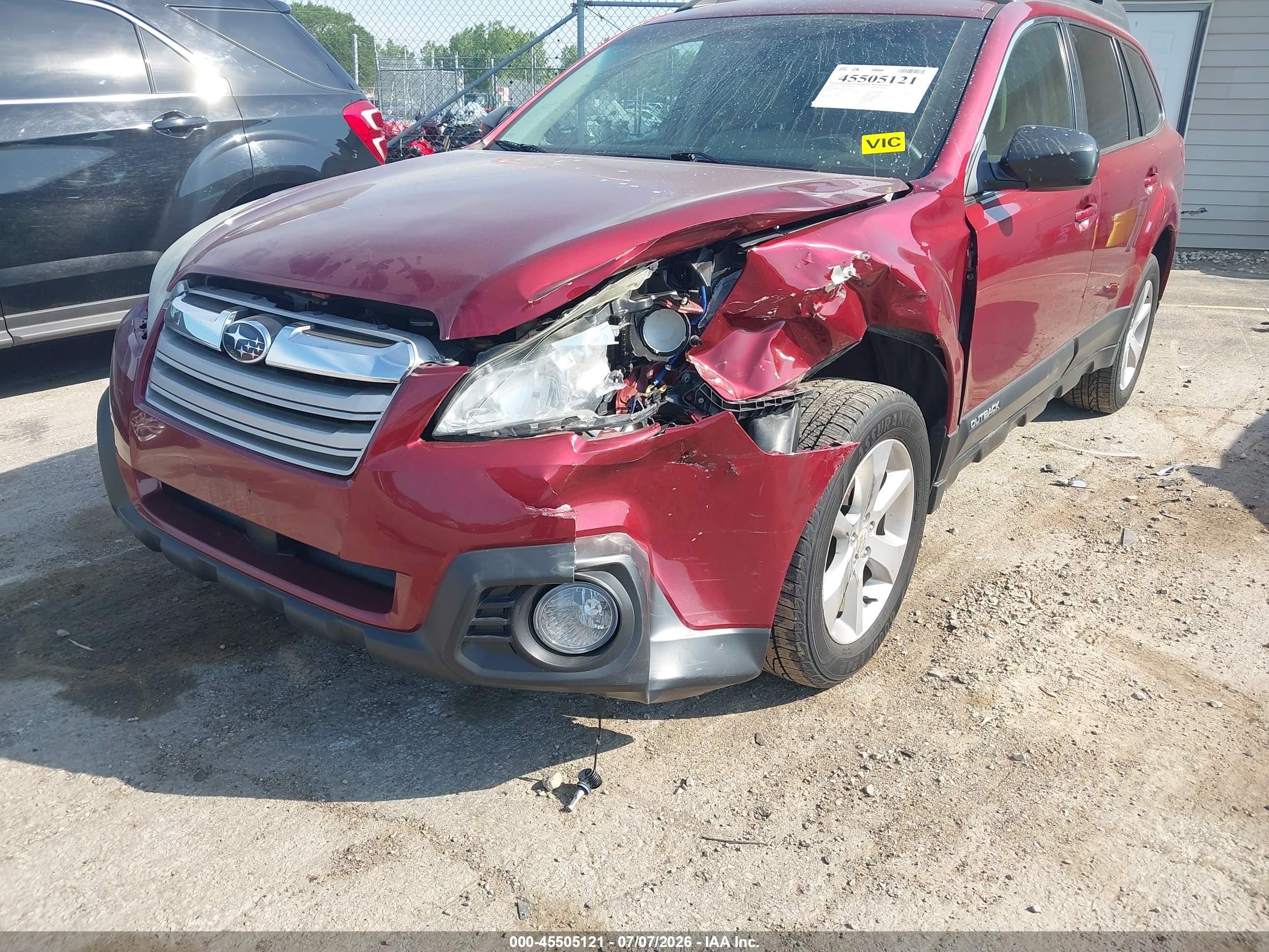 2014 Subaru Outback 2.5i Red vin: 4S4BRCAC2E3310421