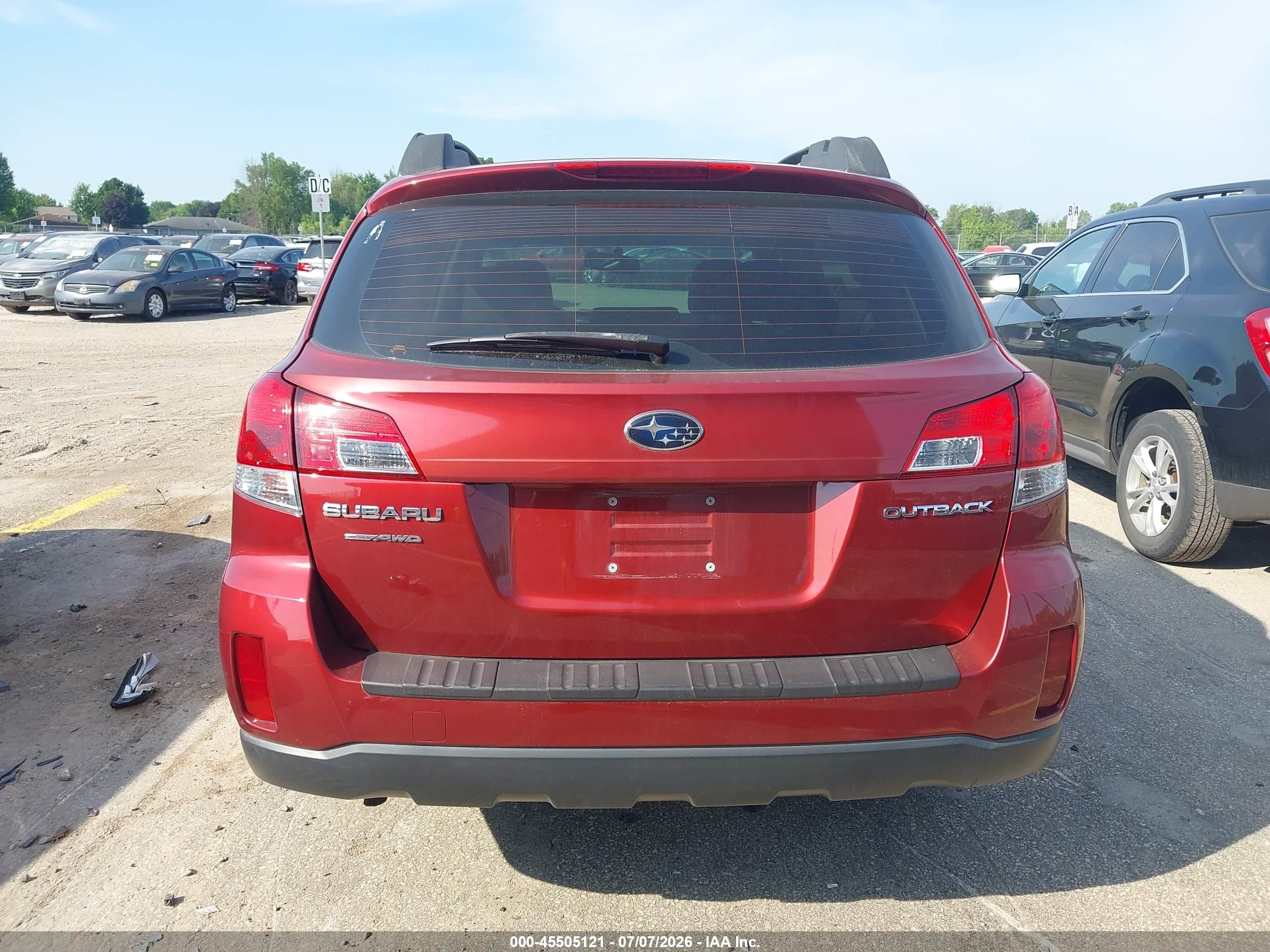 2014 Subaru Outback 2.5i Red vin: 4S4BRCAC2E3310421
