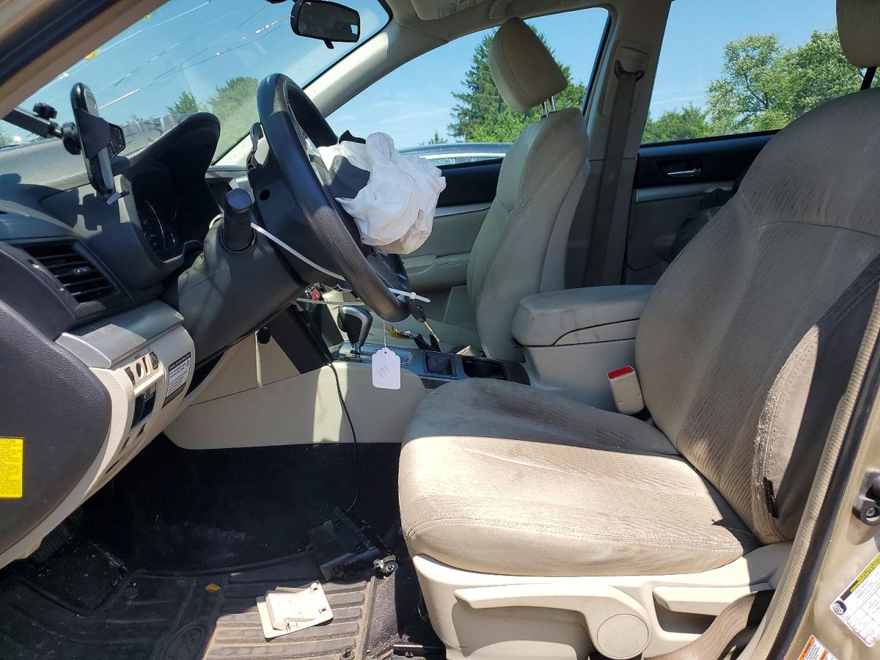 2010 Subaru Outback 2.5i Tan vin: 4S4BRCAC3A3310504