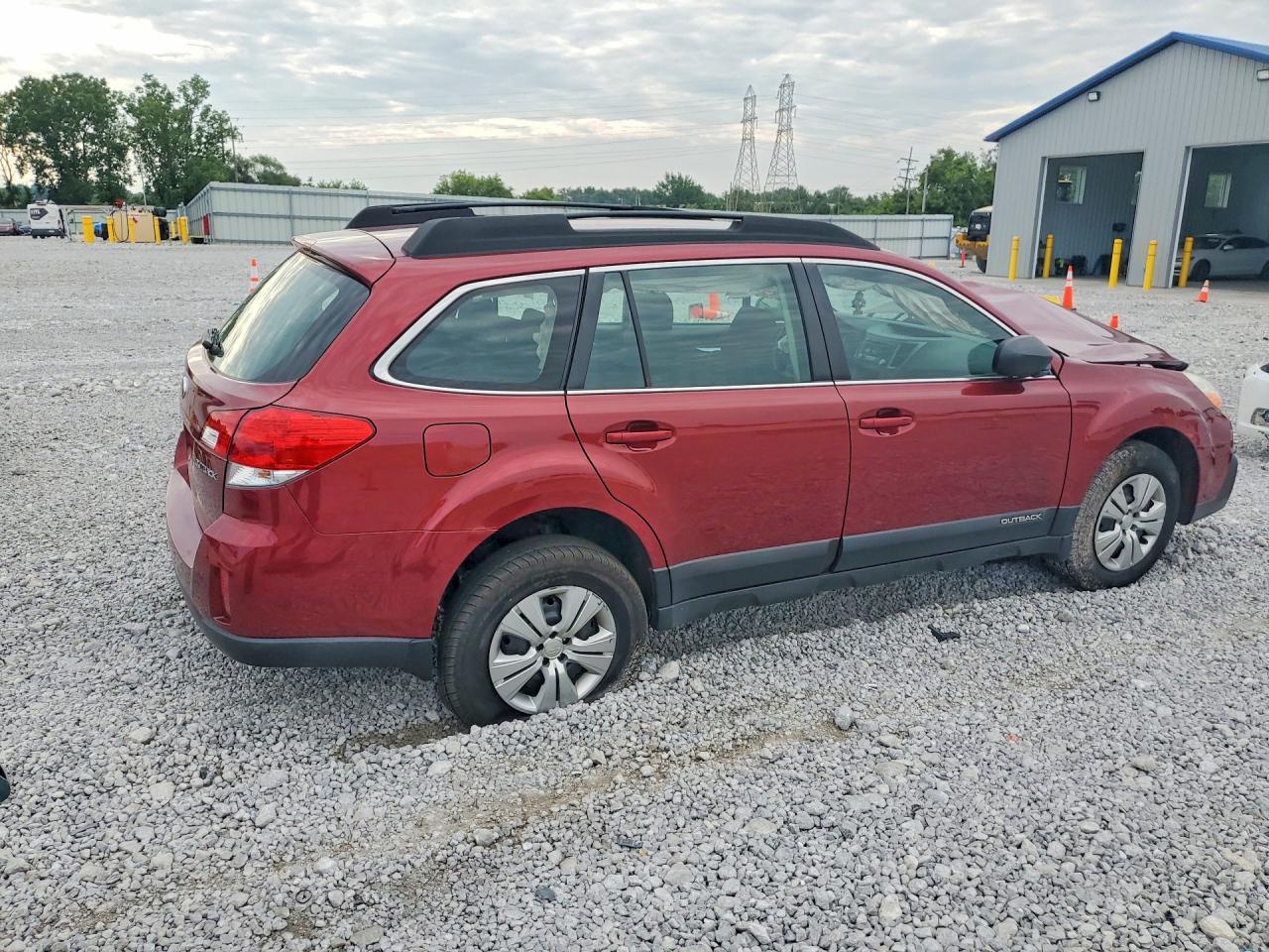 2013 Subaru Outback 2.5i Red vin: 4S4BRCAC3D3248493