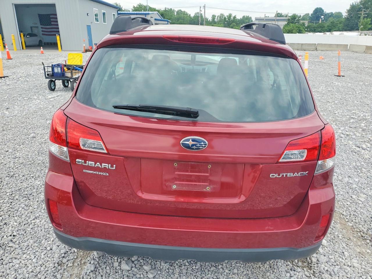 2013 Subaru Outback 2.5i Red vin: 4S4BRCAC3D3248493