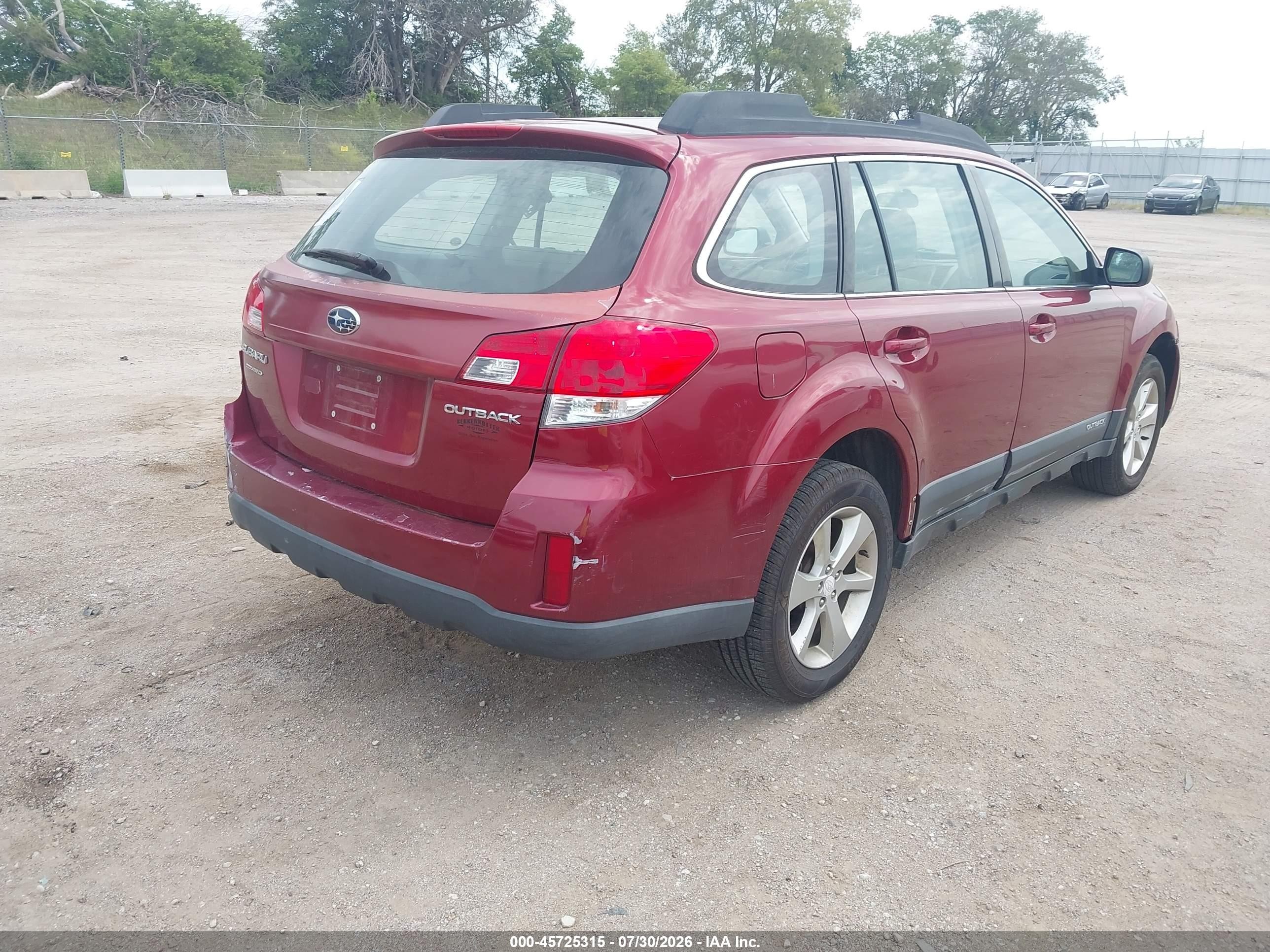 2014 Subaru Outback 2.5i Red vin: 4S4BRCAC3E3298165