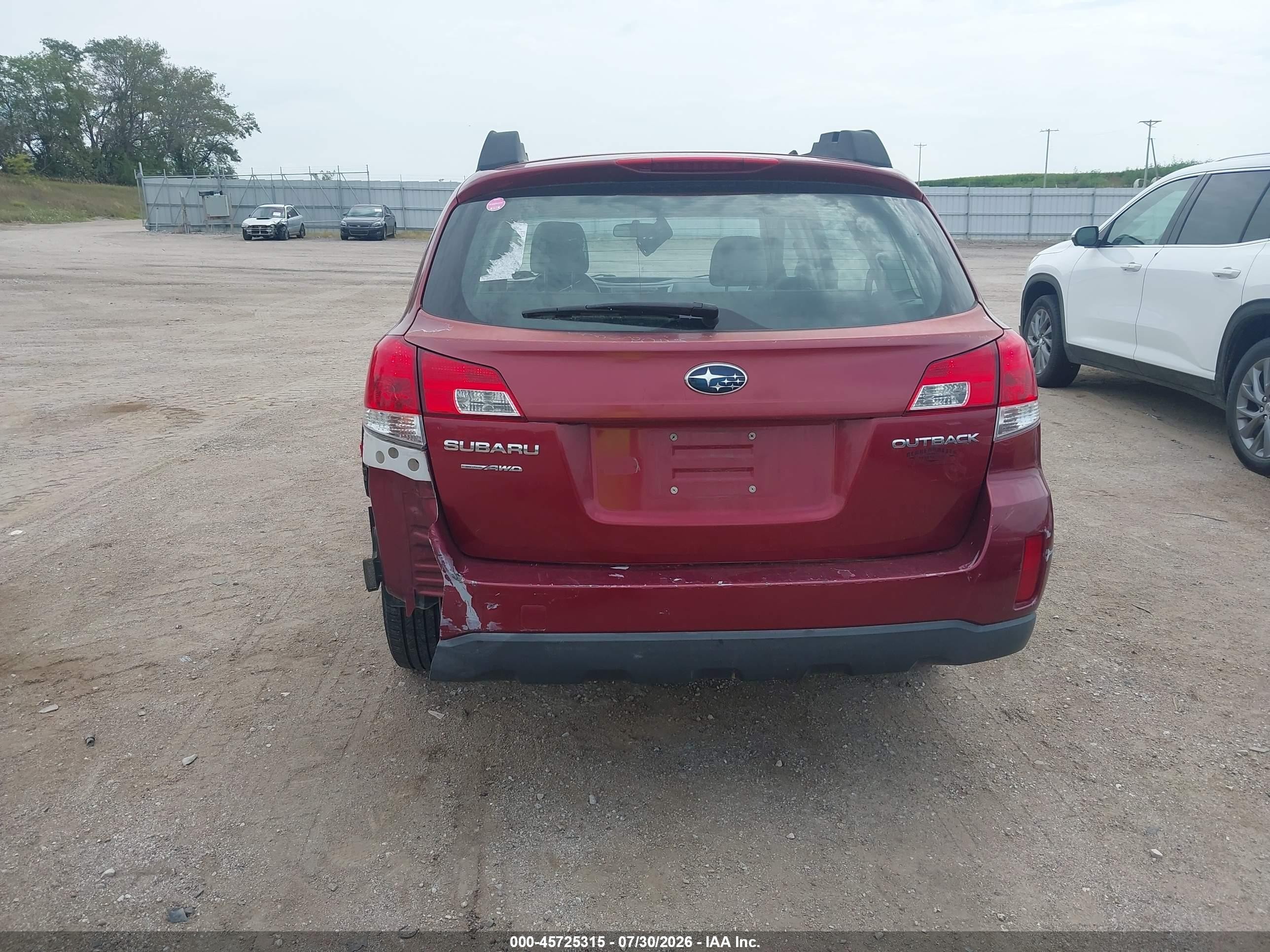 2014 Subaru Outback 2.5i Red vin: 4S4BRCAC3E3298165
