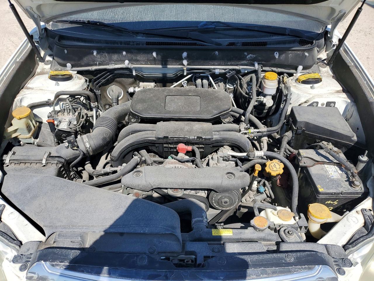 2012 Subaru Outback 2.5i Белый vin: 4S4BRCAC4C3210169