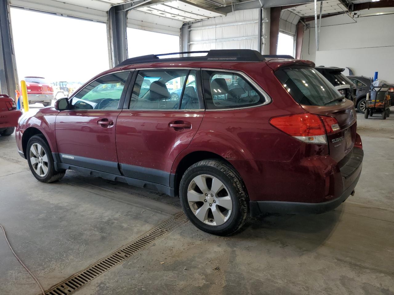 2012 Subaru Outback 2.5i Red vin: 4S4BRCAC4C3282618