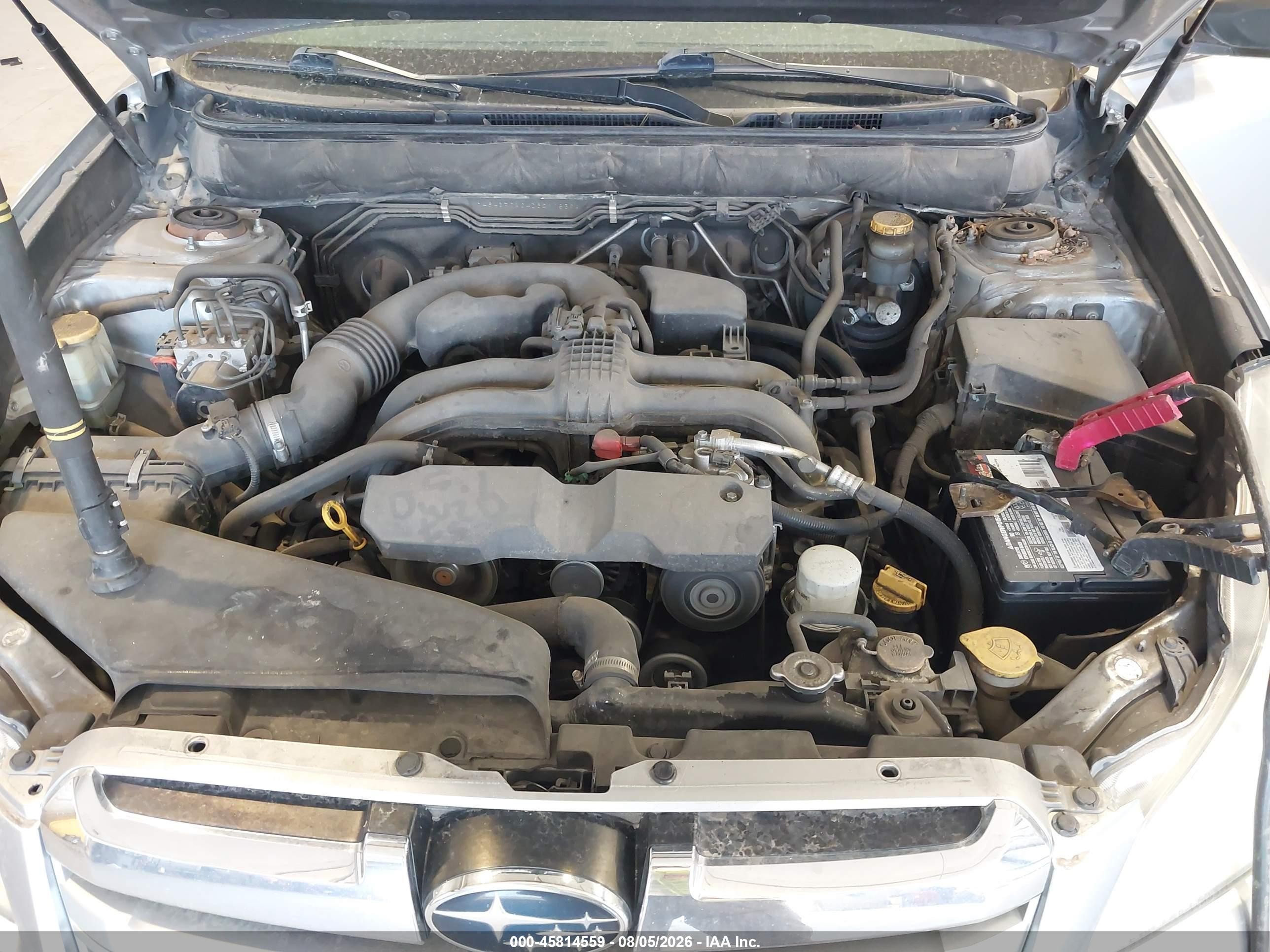 2013 Subaru Outback 2.5i Серебряный vin: 4S4BRCAC4D3211839