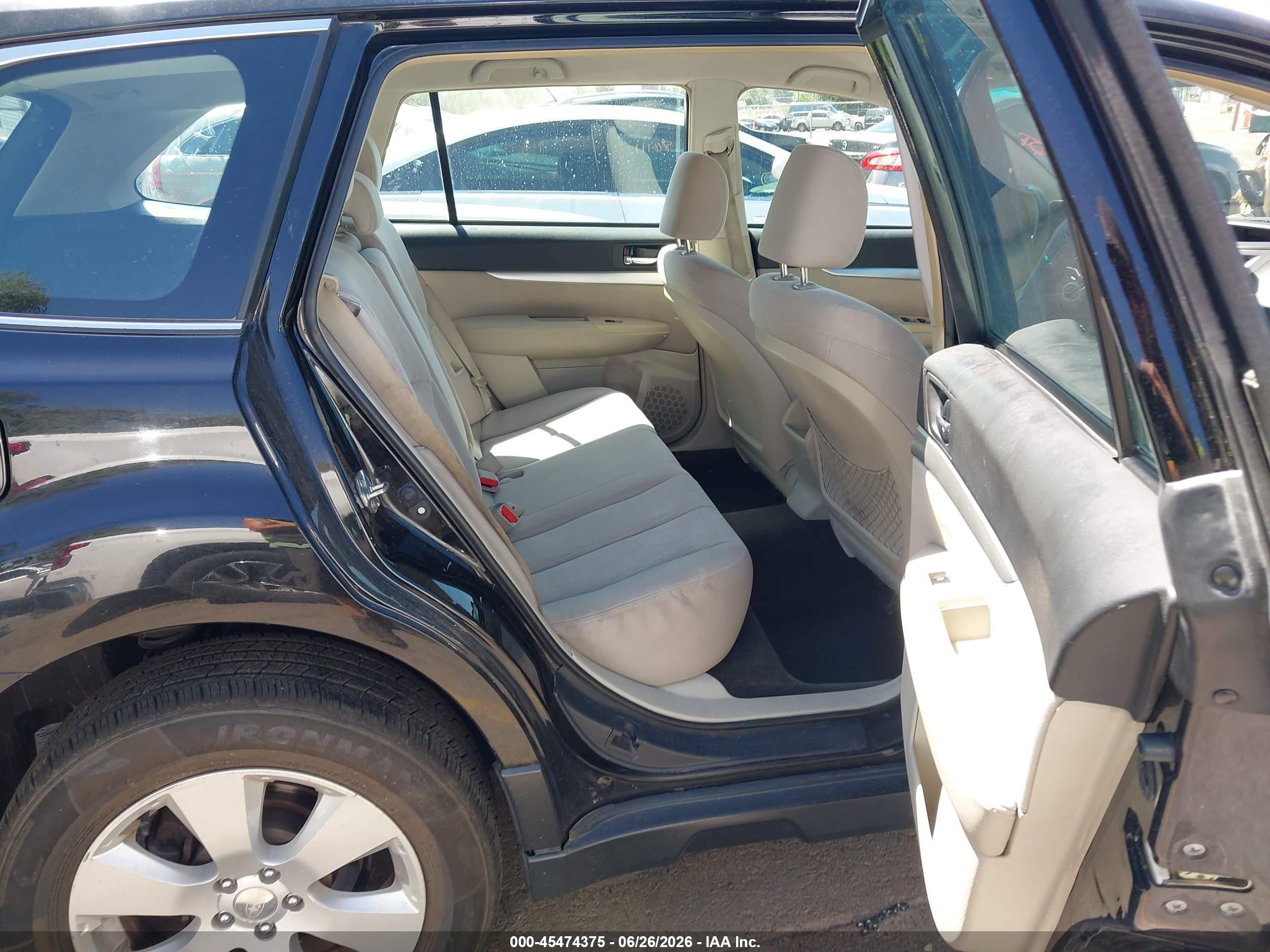 2013 Subaru Outback 2.5i Black vin: 4S4BRCAC5D1236308