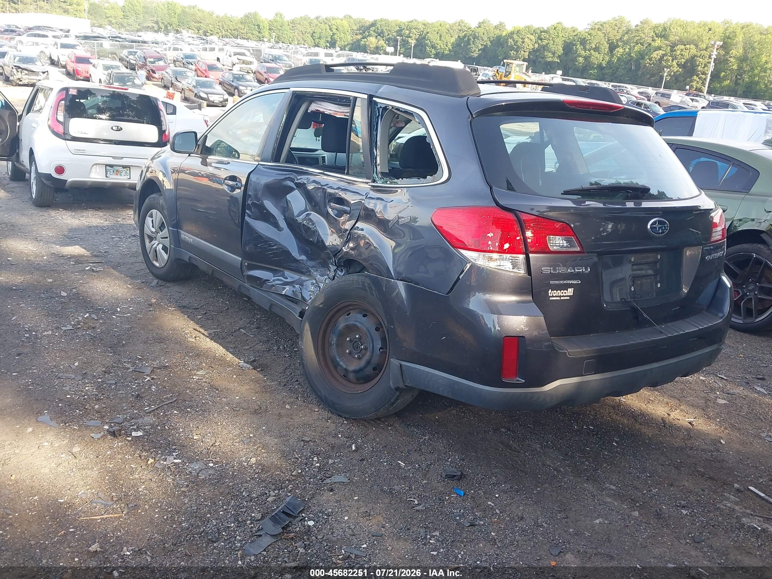 2013 Subaru Outback 2.5i Gray vin: 4S4BRCAC5D3216547