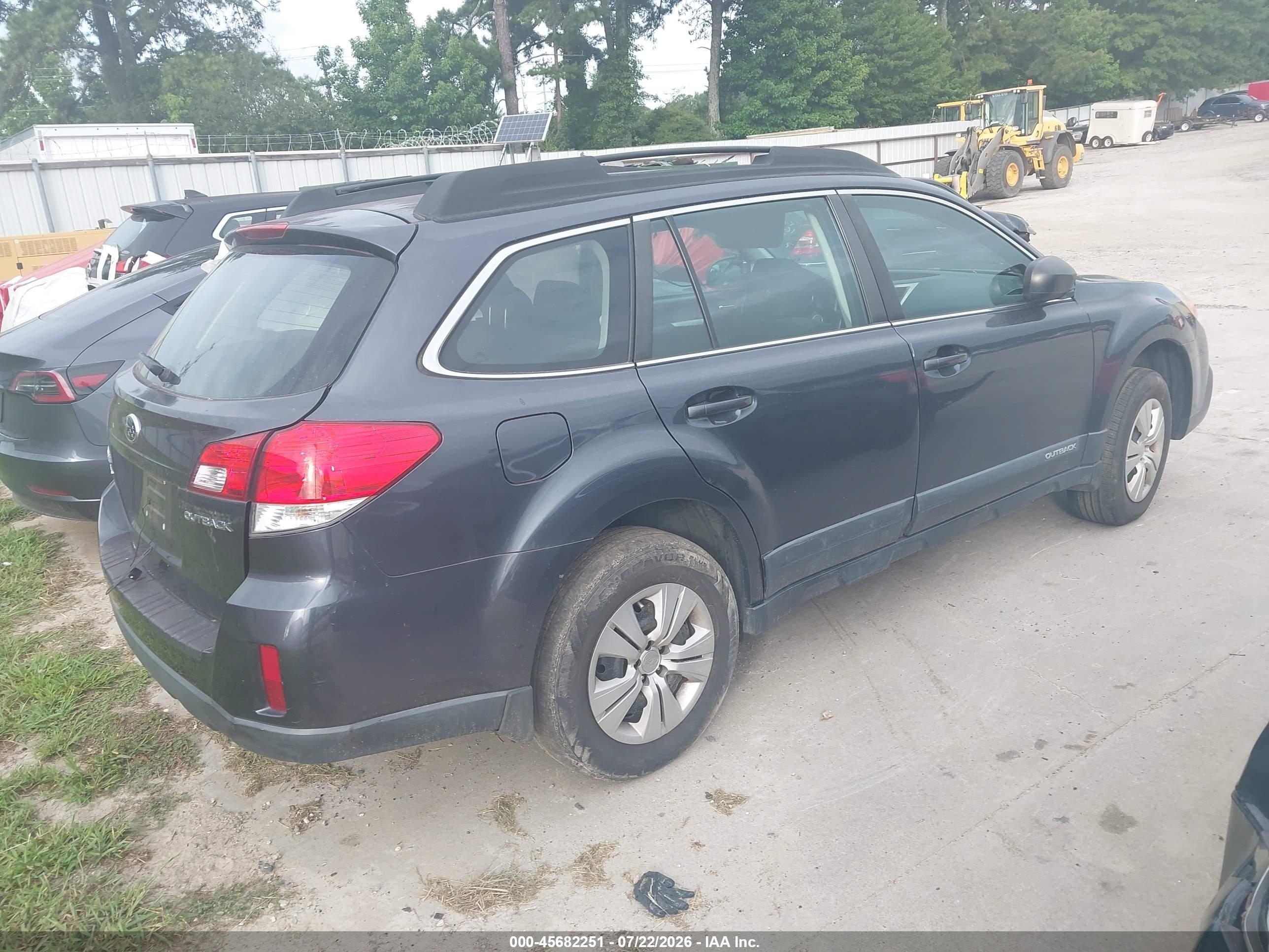 2013 Subaru Outback 2.5i Gray vin: 4S4BRCAC5D3216547