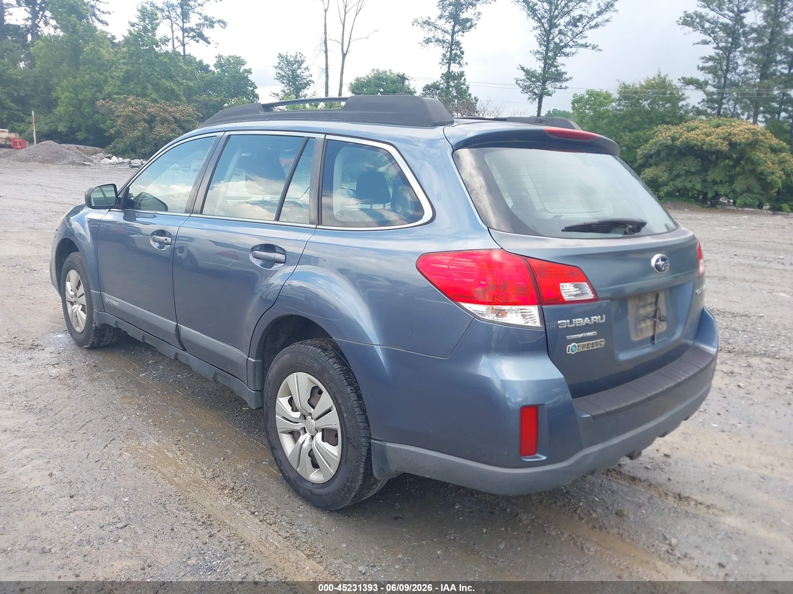 2013 Subaru Outback 2.5i Blue vin: 4S4BRCAC5D3278837