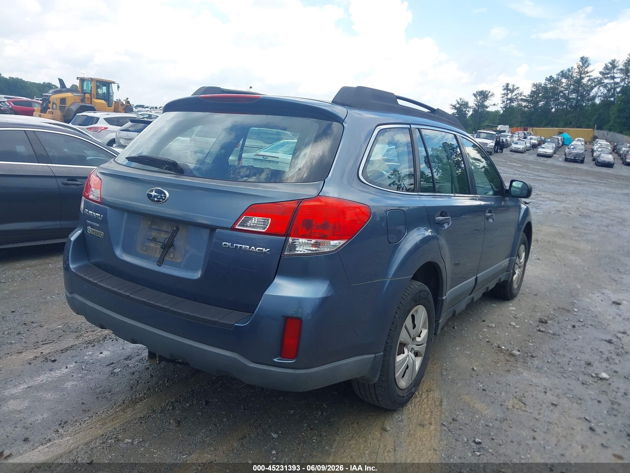 2013 Subaru Outback 2.5i Blue vin: 4S4BRCAC5D3278837