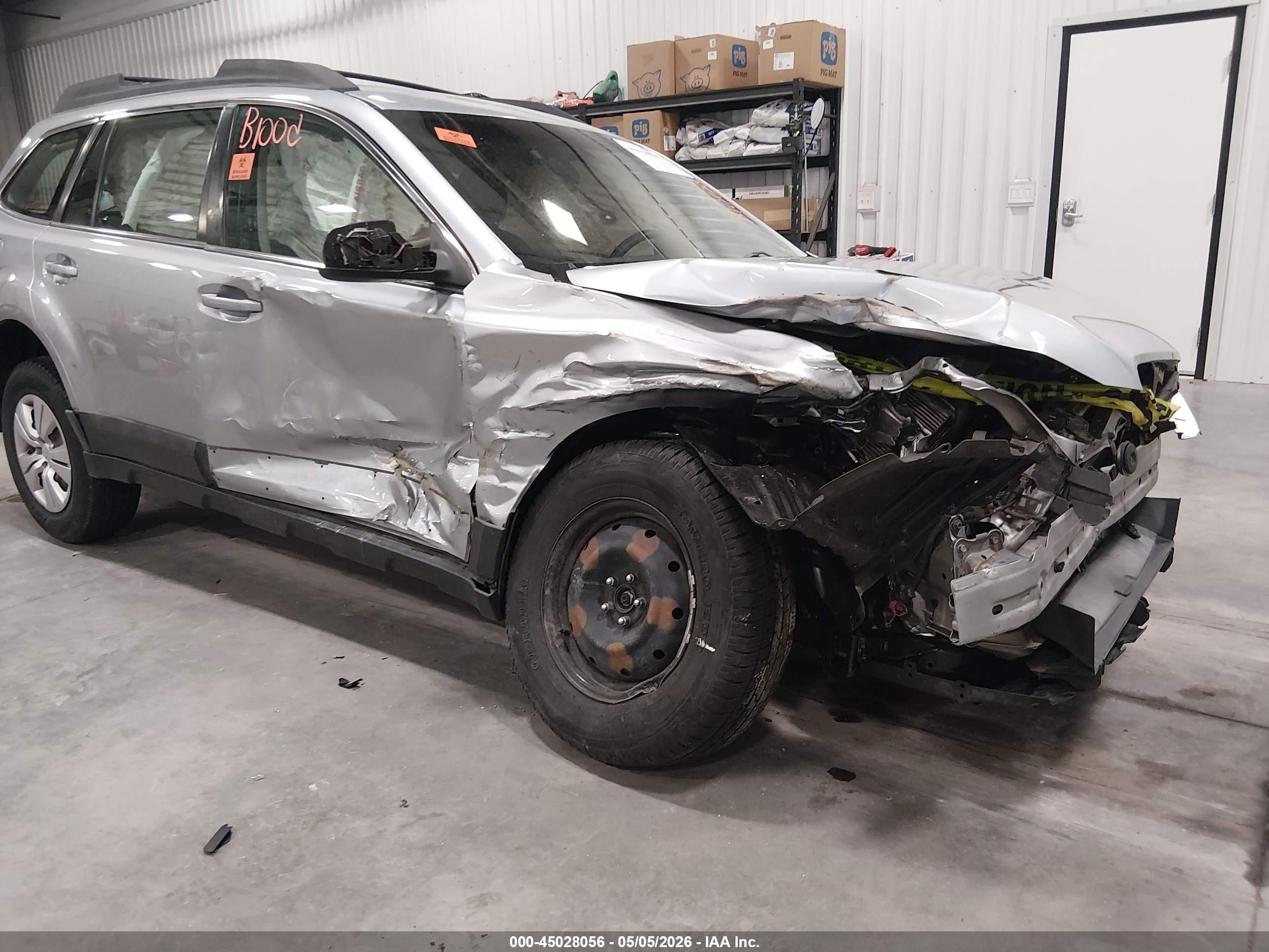 2013 Subaru Outback 2.5i Silver vin: 4S4BRCAC5D3293824